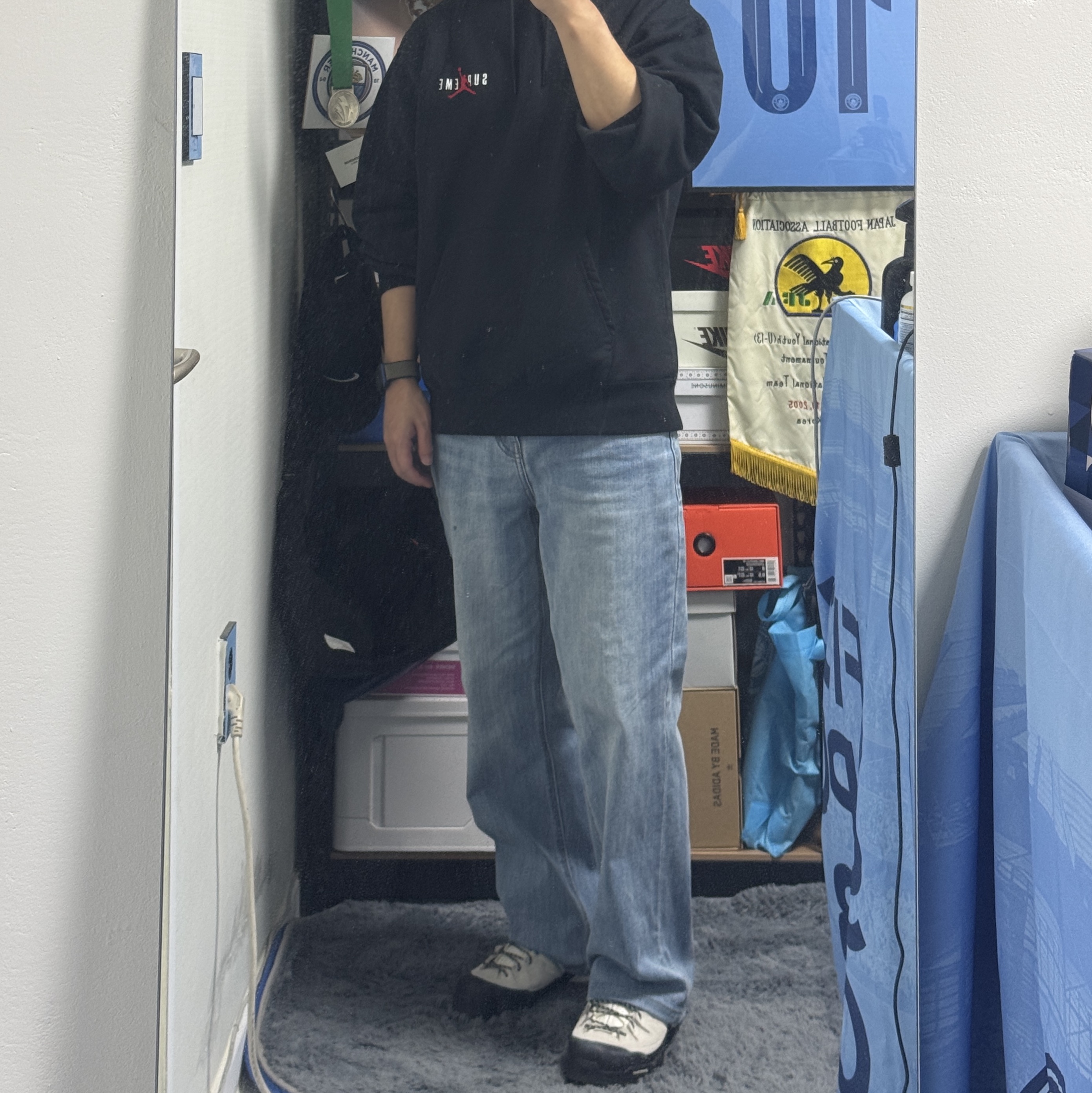 Supreme x Jordan Hooded Sweatshirt Black - 24FW, Salomon x MM6 Maison Margiela X-ALP White 착용 스타일