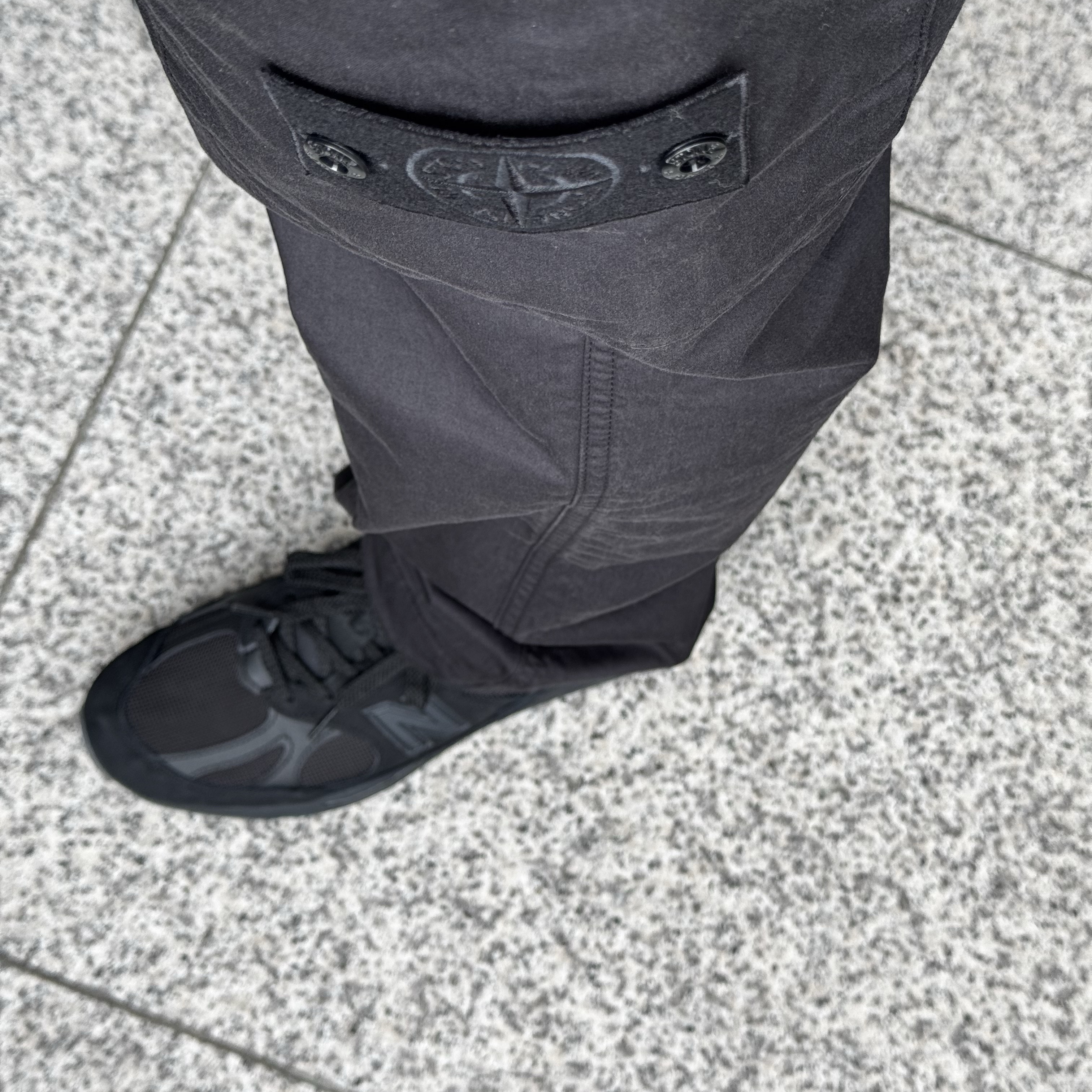 New Balance x Stone Island 991v2 Made in UK Black 착용 스타일 - 4