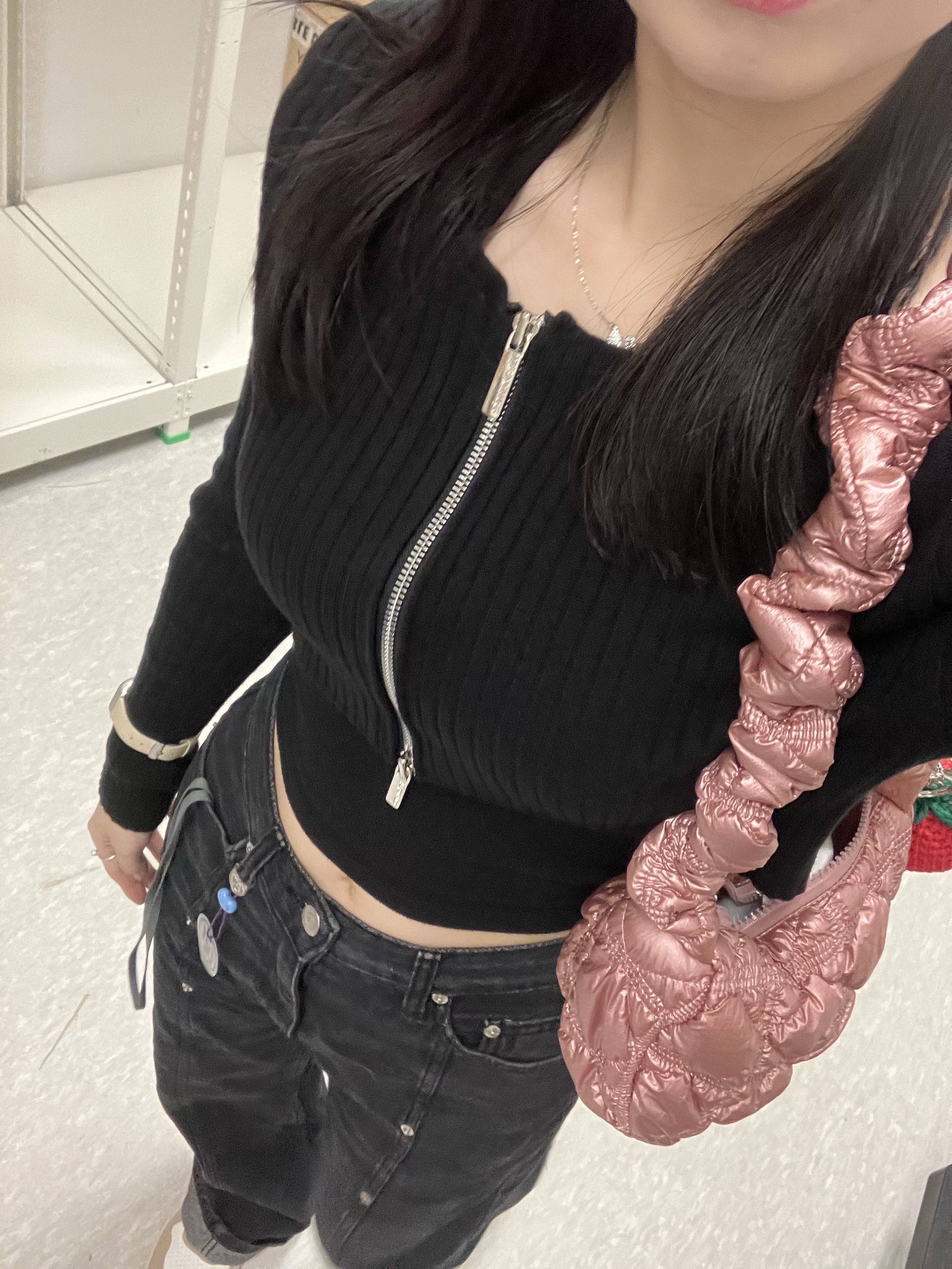 Carlyn Poing Rose Pink_H73101010R 착용 스타일