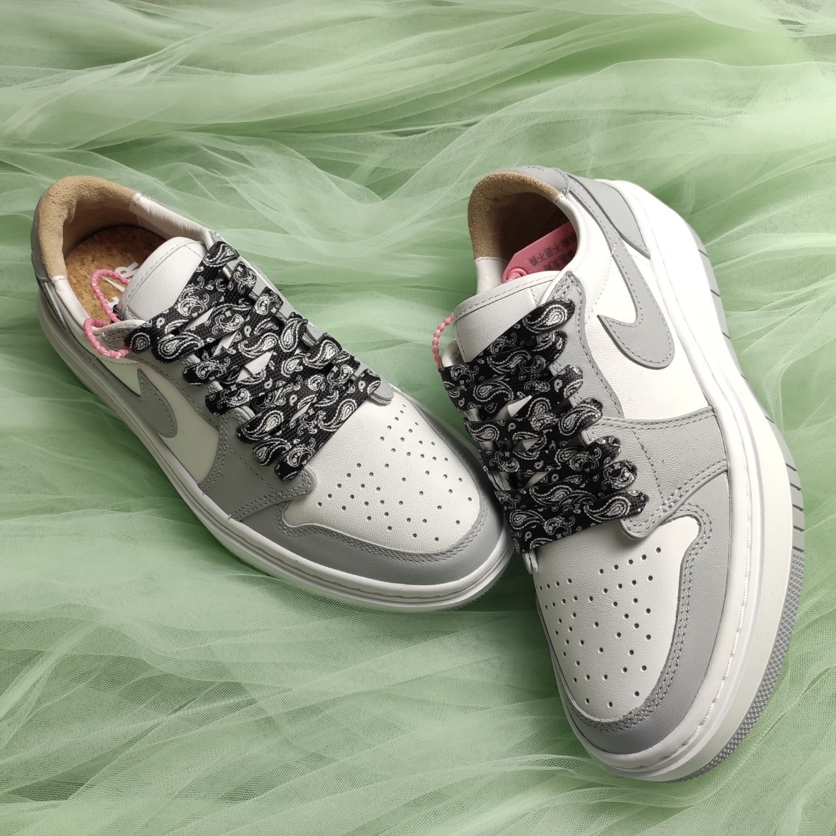 Nike Dunk High Retro Championship White 착용 스타일 - 3