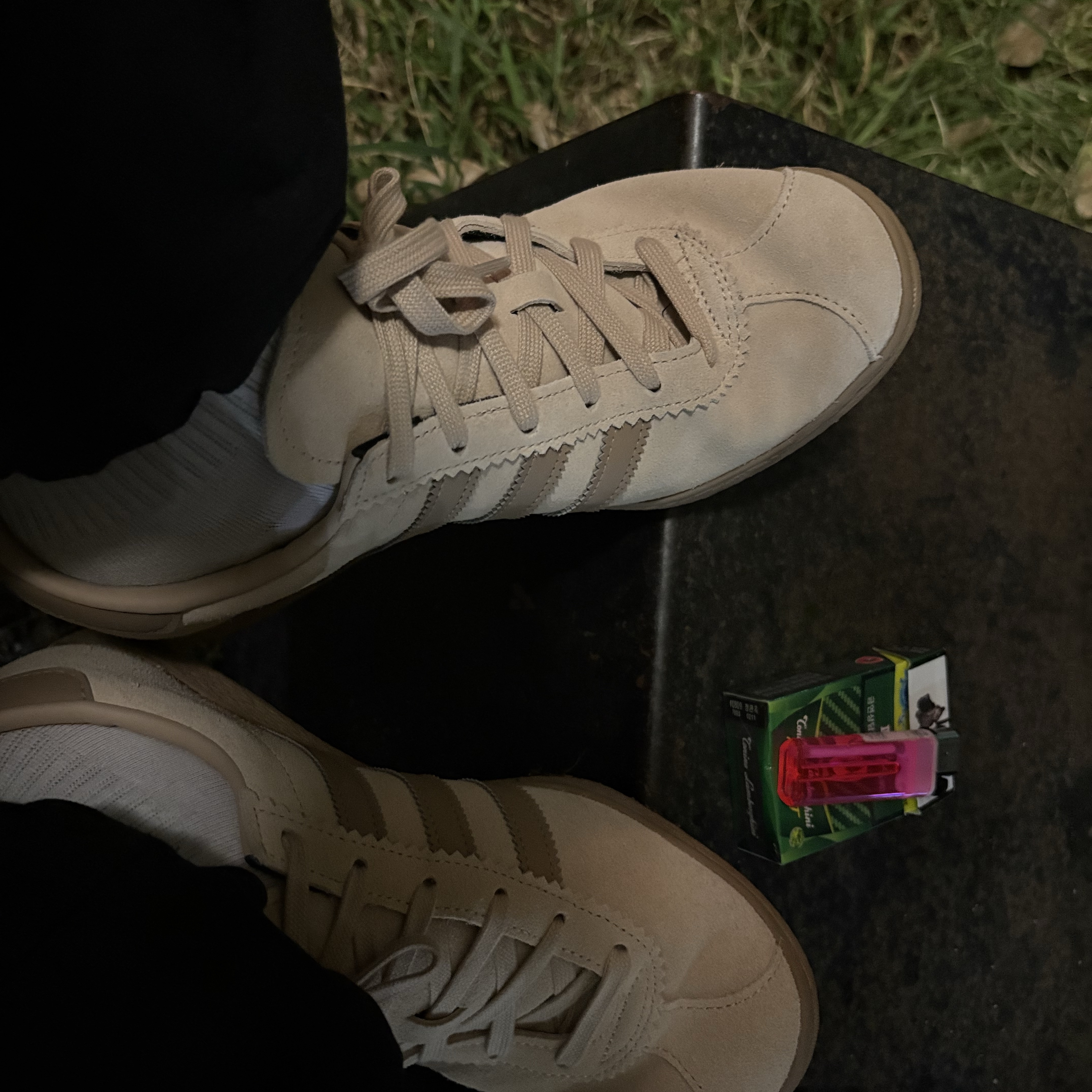 Adidas Stadt Magic Beige 착용 스타일