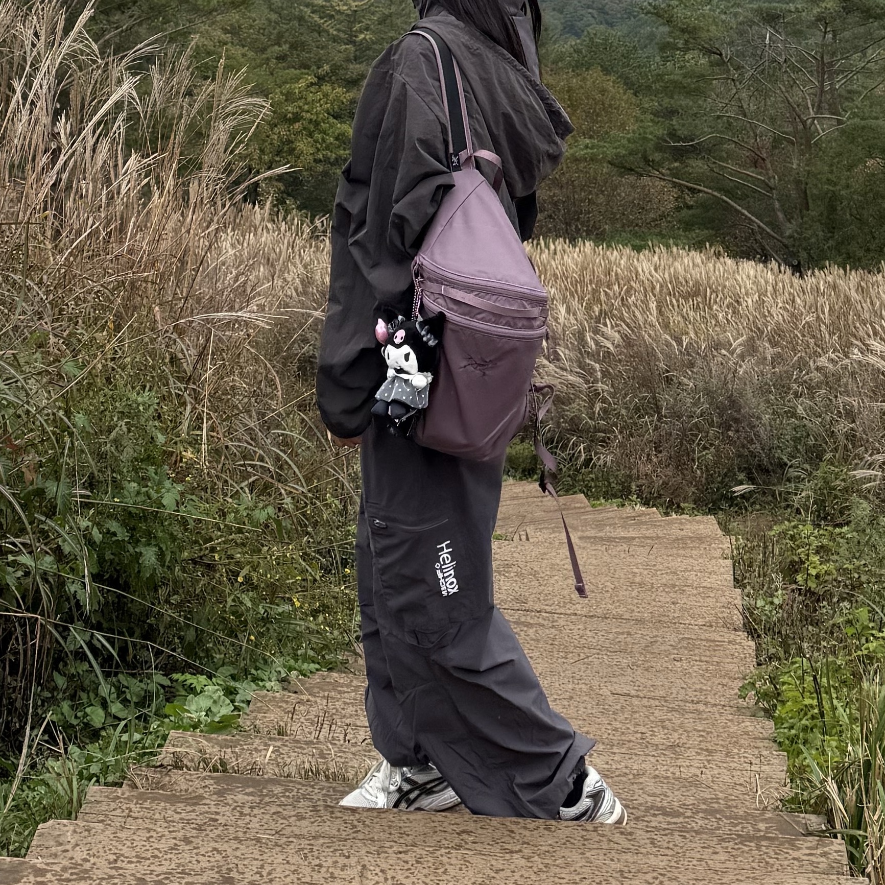 Arc'teryx Heliad 15 Backpack Interstellar 착용 스타일