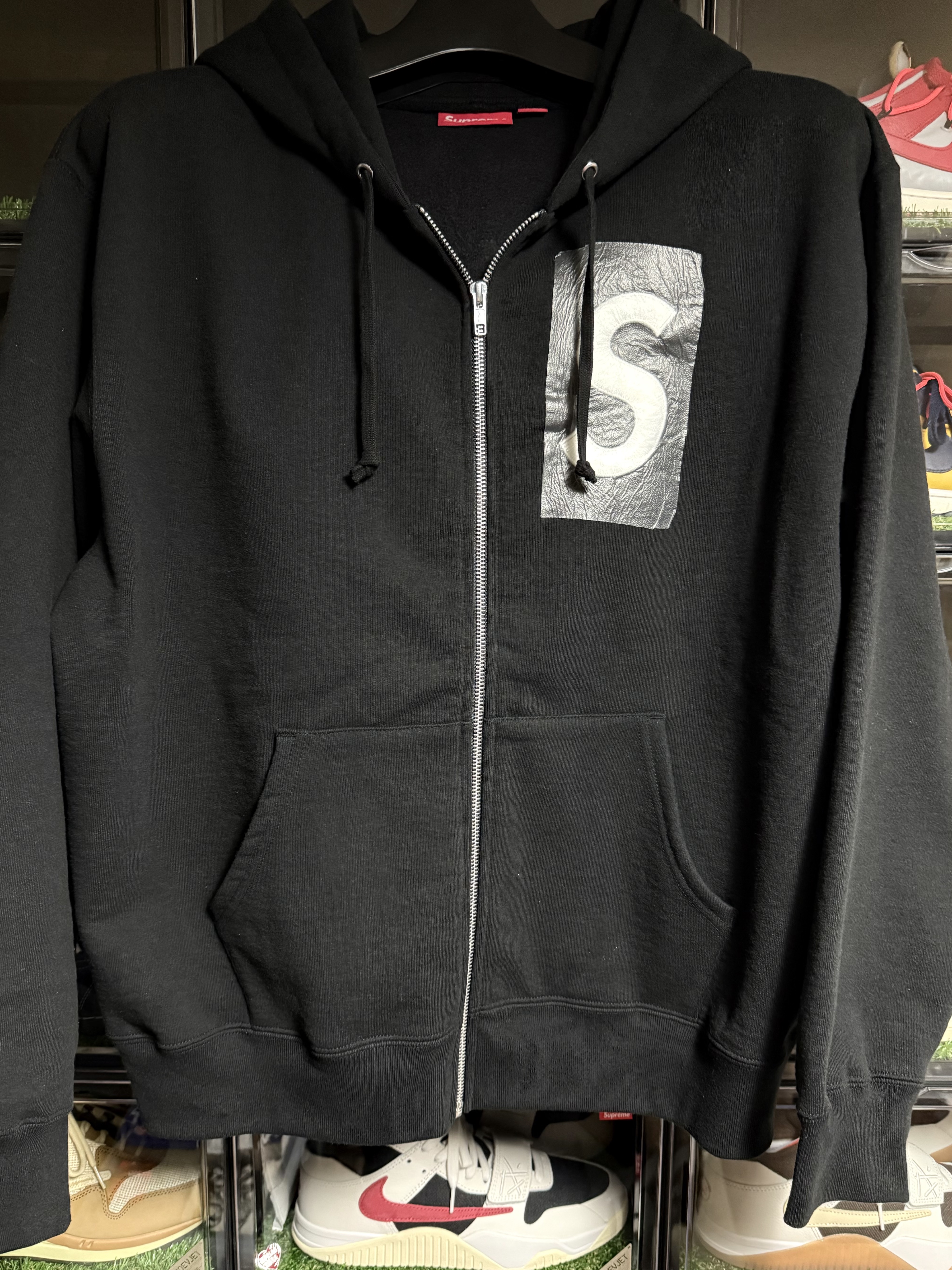 Supreme S Logo Zip Up Hooded Sweatshirt Black - 24FW 착용 스타일
