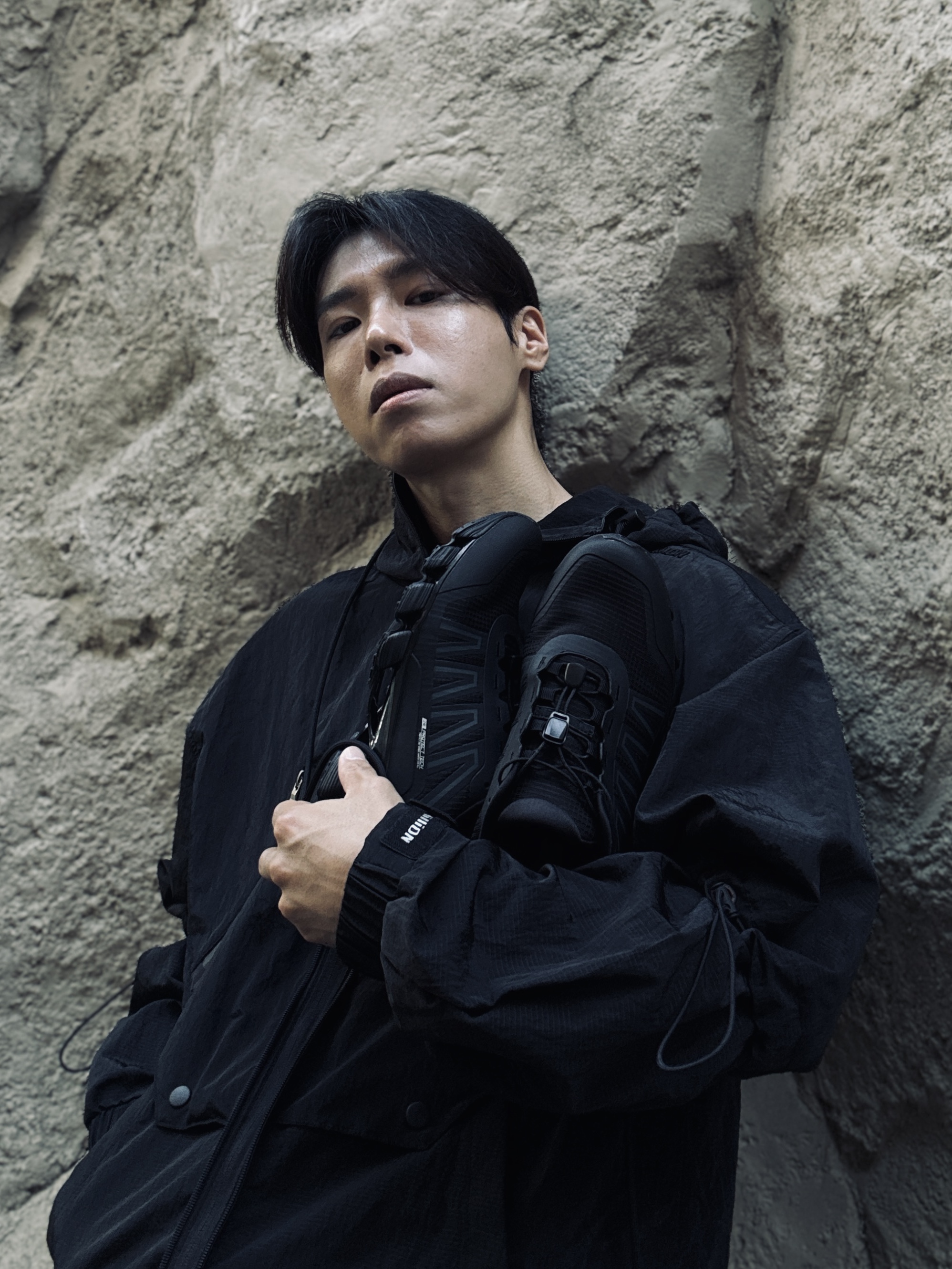 Sansan Gear Cargo Pants Black - 23SS 착용 스타일 - 1