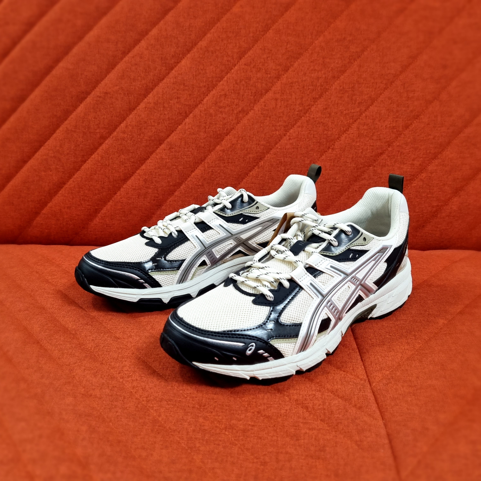 Asics Gel-Nunobiki Cream Dark Olive 착용 스타일