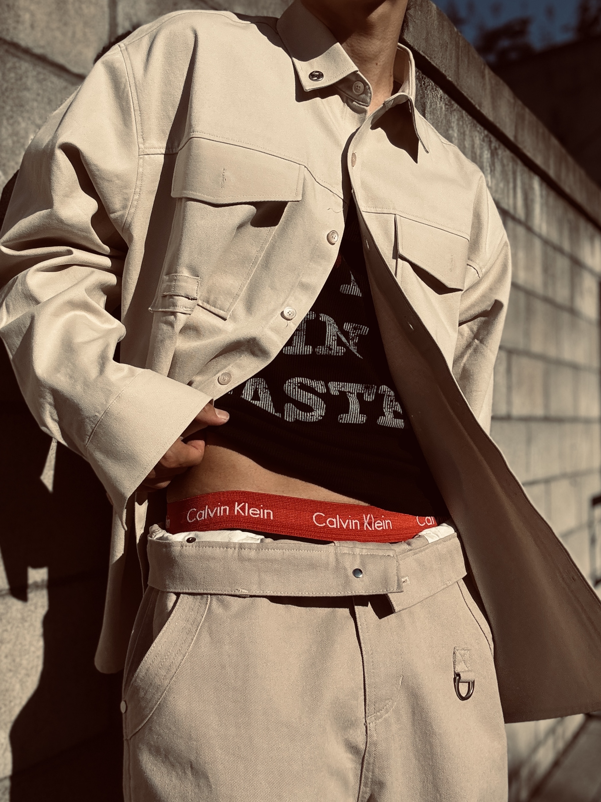 Gentle Monster x Maison Margiela MM007 Black Black 착용 스타일 - 8