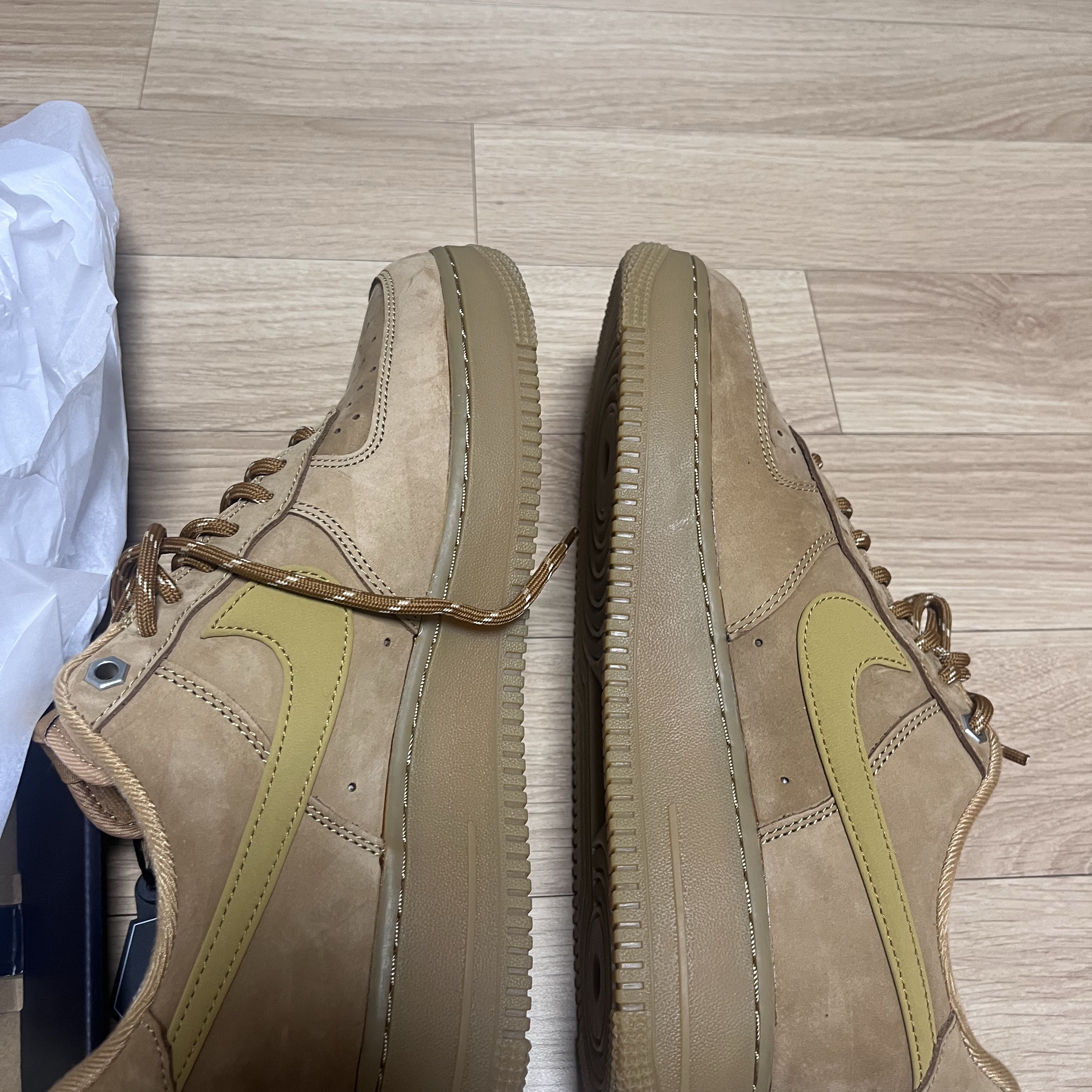 (W) Nike Air Force 1 '07 WB Flax Wheat 착용 스타일