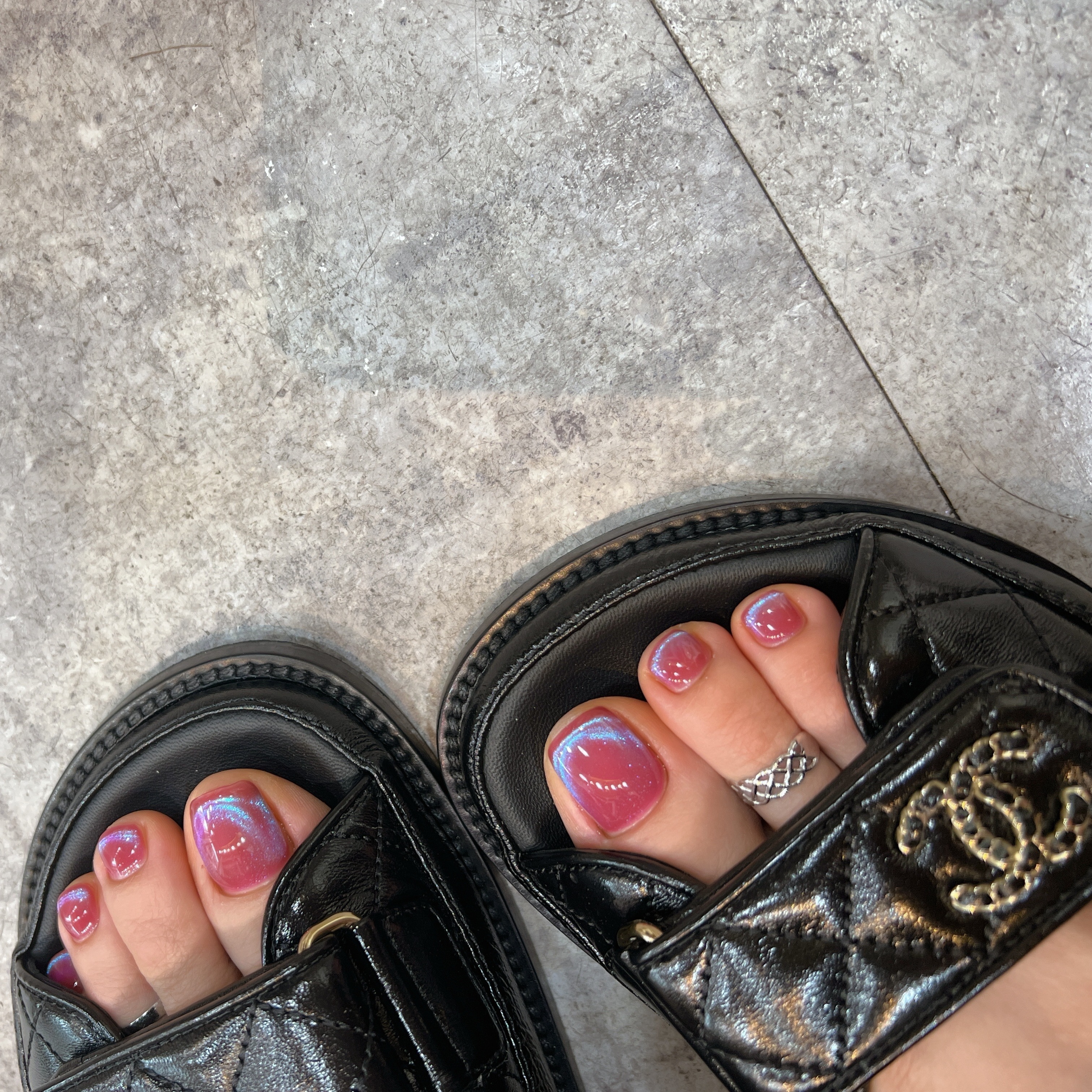 (W) Chanel Mules Lambskin & Black 착용 스타일