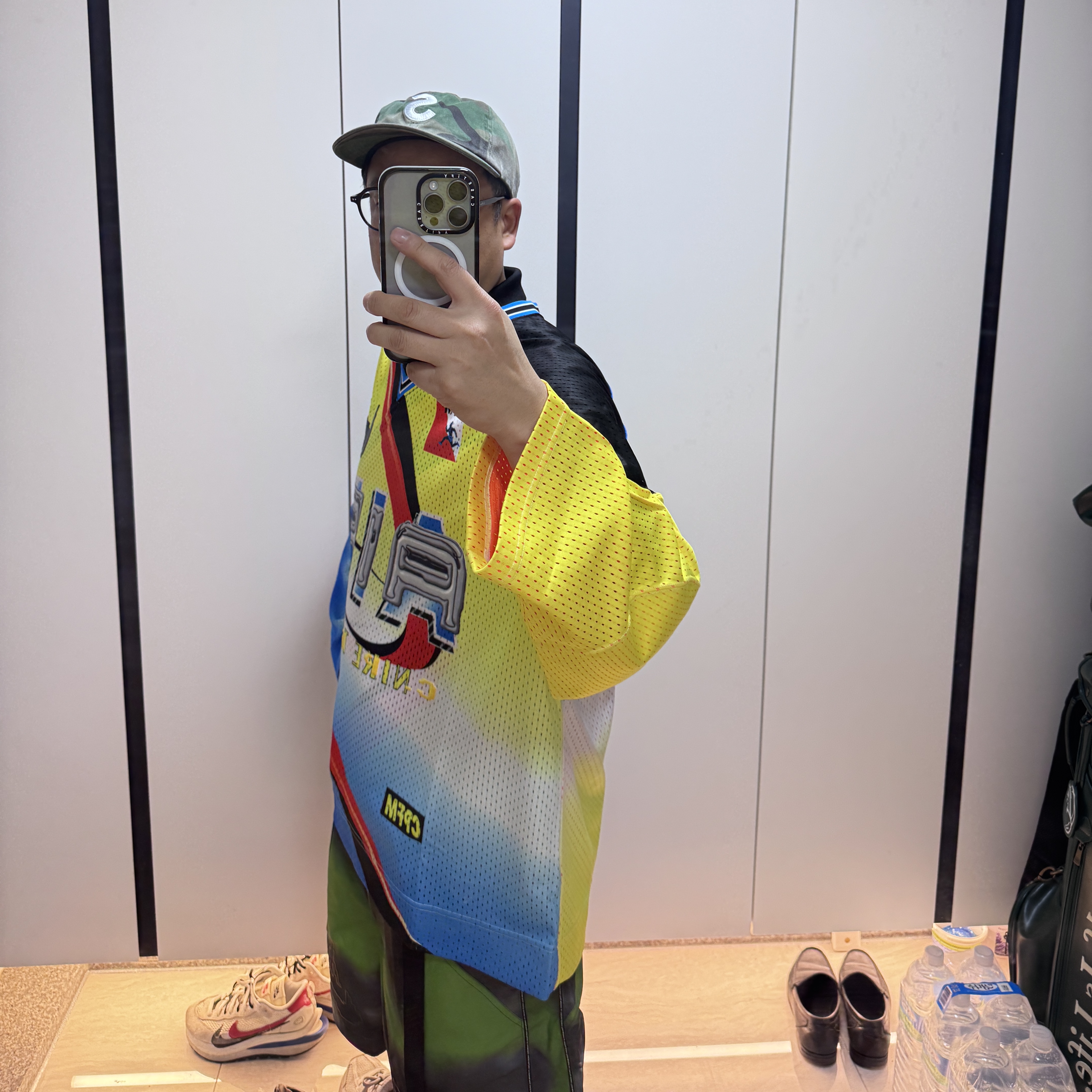 Nike x Cactus Plant Flea Market Reversible Hockey Jersey Yellow Blue, Nike x Cactus Plant Flea Market Hockey Short Green Black 착용 스타일 - 1