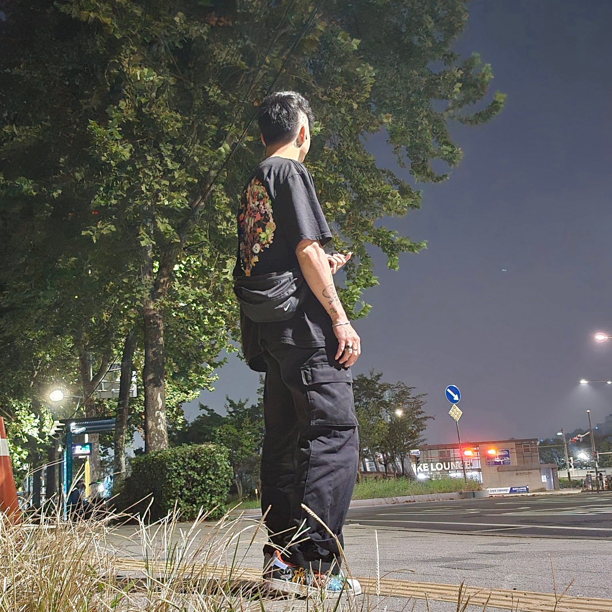 Adidas x Sean Wotherspoon Superstar Superearth Black, Stussy Plush T-Shirt Black 착용 스타일