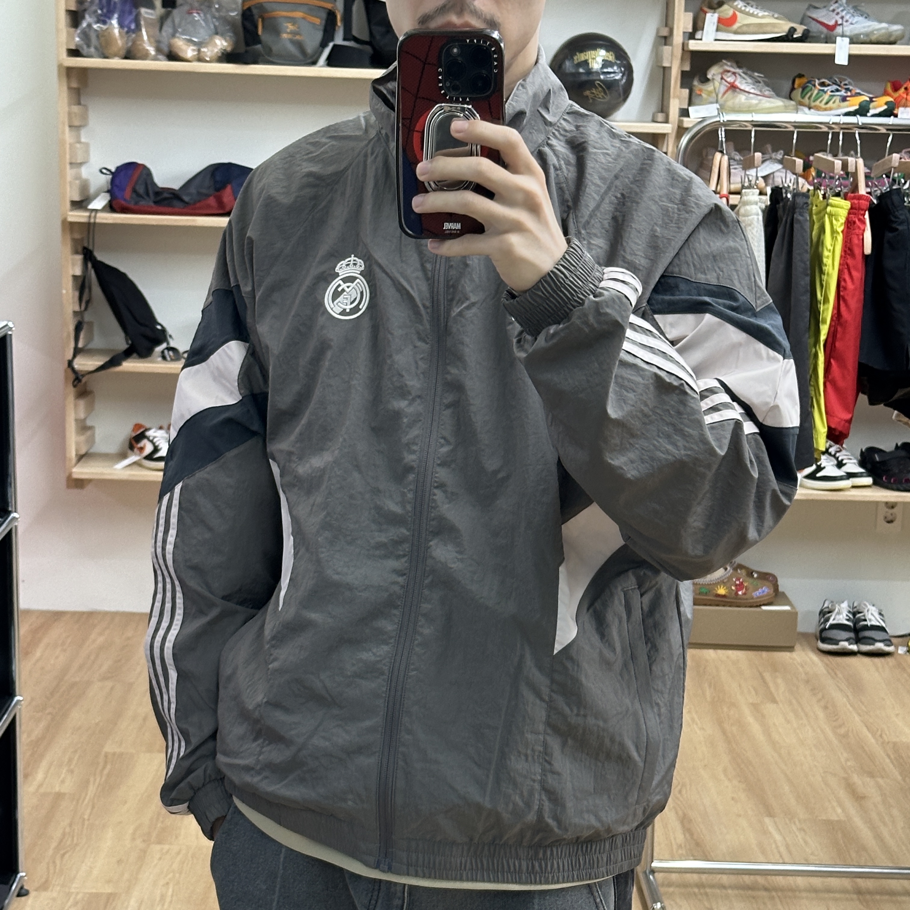 Adidas Real Madrid Originals Track Top Charcoal Grey - KR Sizing 착용 스타일 - 1