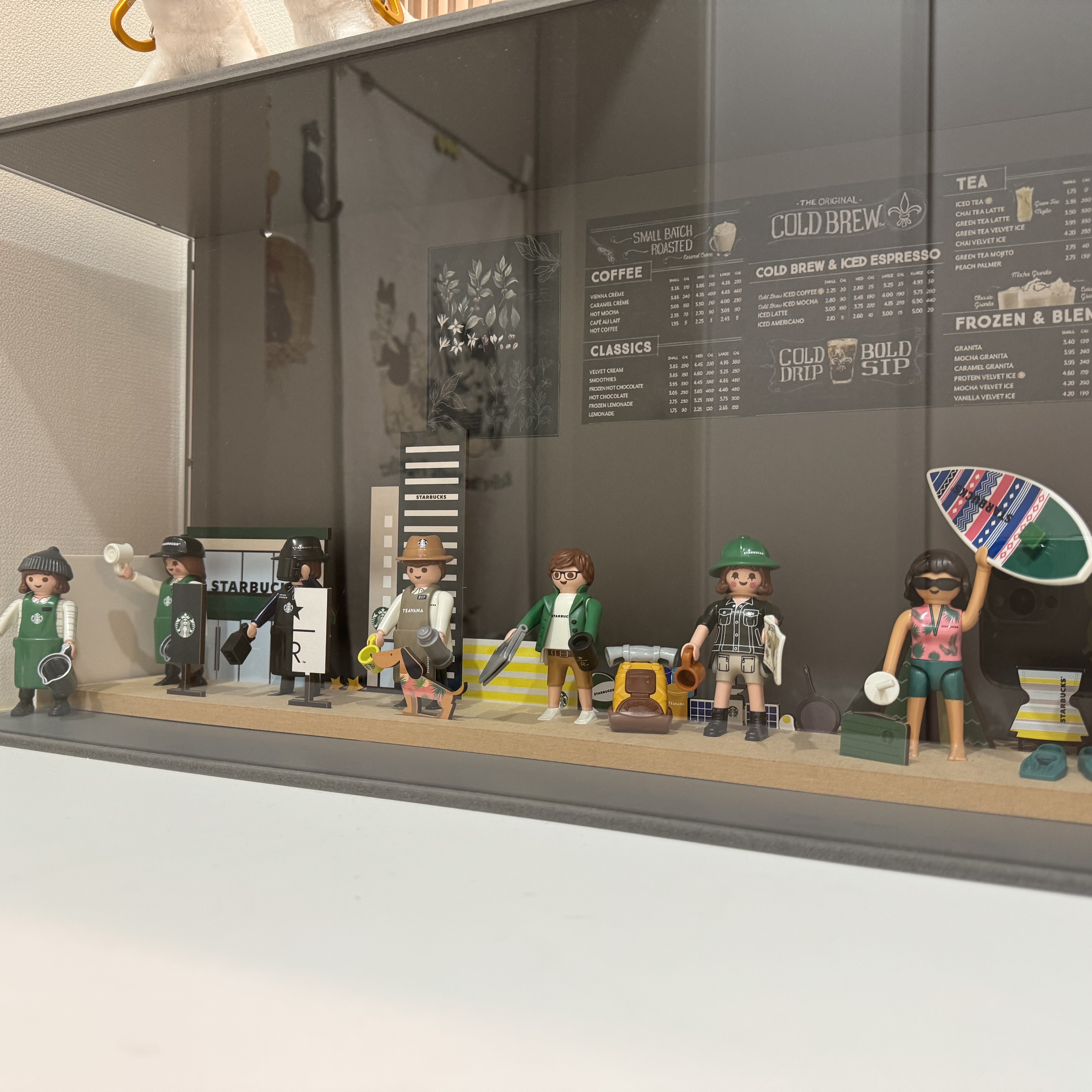 Playmobil Starbucks Buddy Set (9 Pack) 착용 스타일