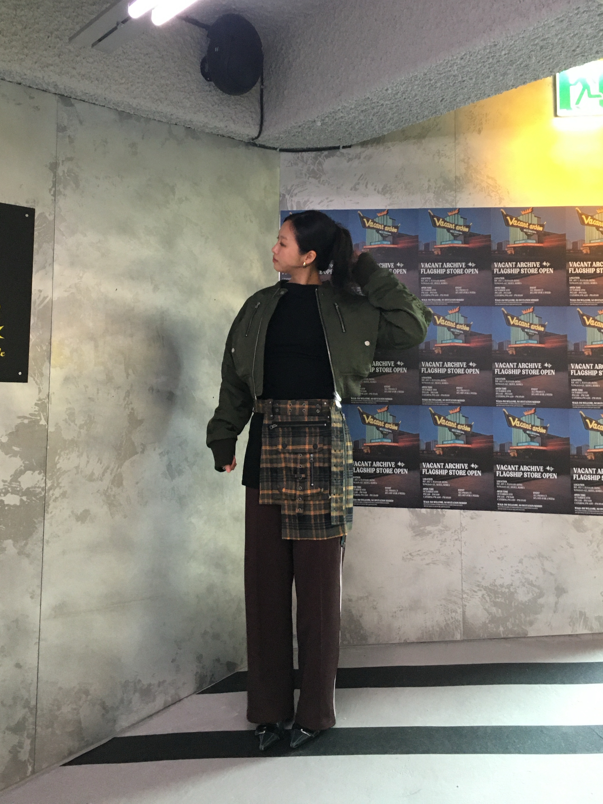 Vacant Archive Bajess Layered Skirt Belt Check Grey, Vacant Archive Women Melly Padded Bomber Khaki 착용 스타일 - 3