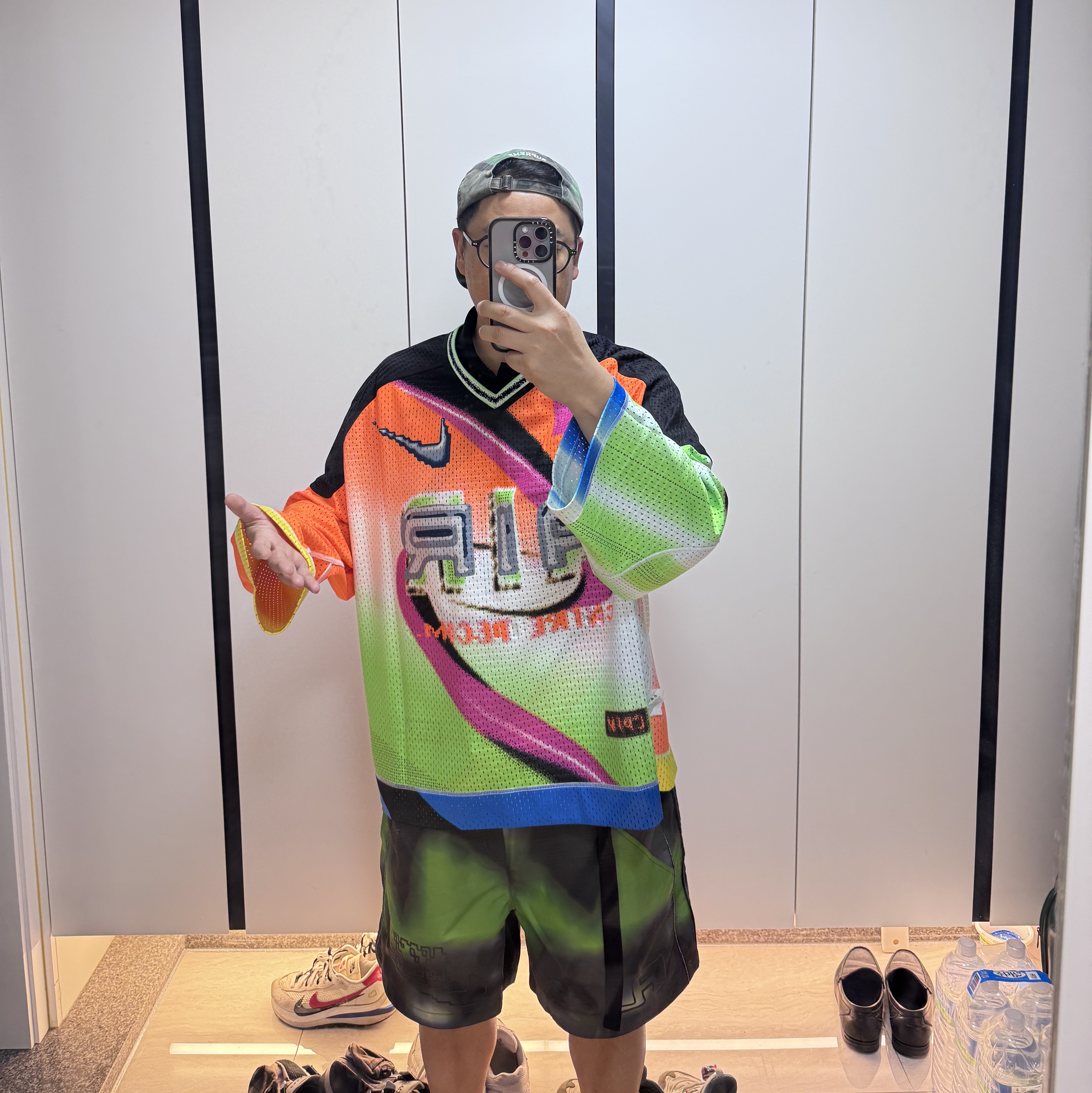 Nike x Cactus Plant Flea Market Reversible Hockey Jersey Yellow Blue, Nike x Cactus Plant Flea Market Hockey Short Green Black 착용 스타일 - 2