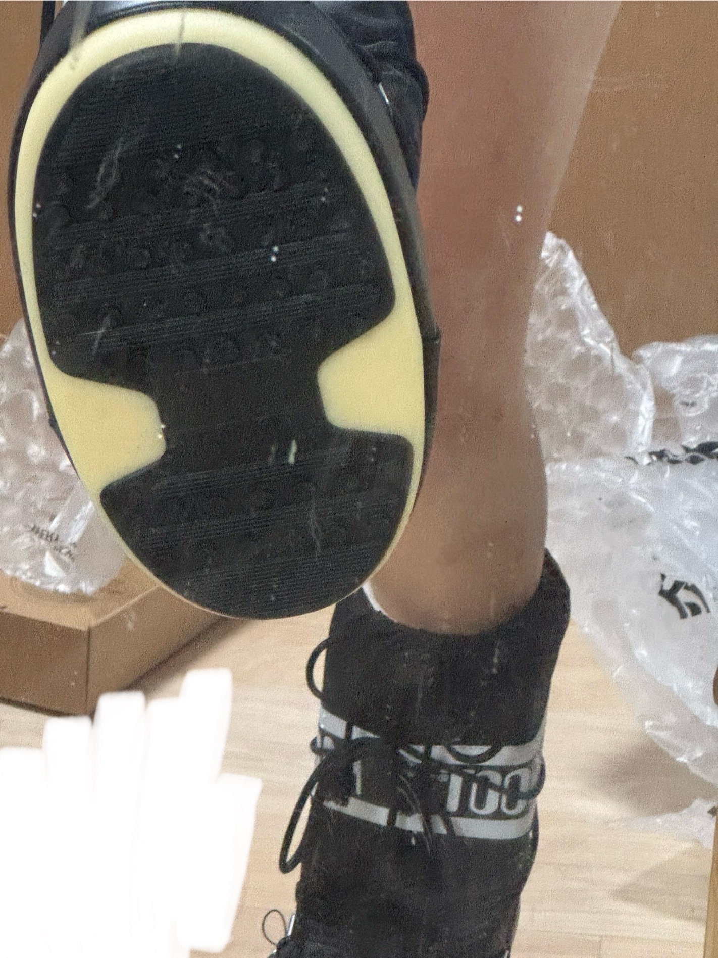 (W) Moon Boot Icon Nylon Boots Black 착용 스타일 - 2