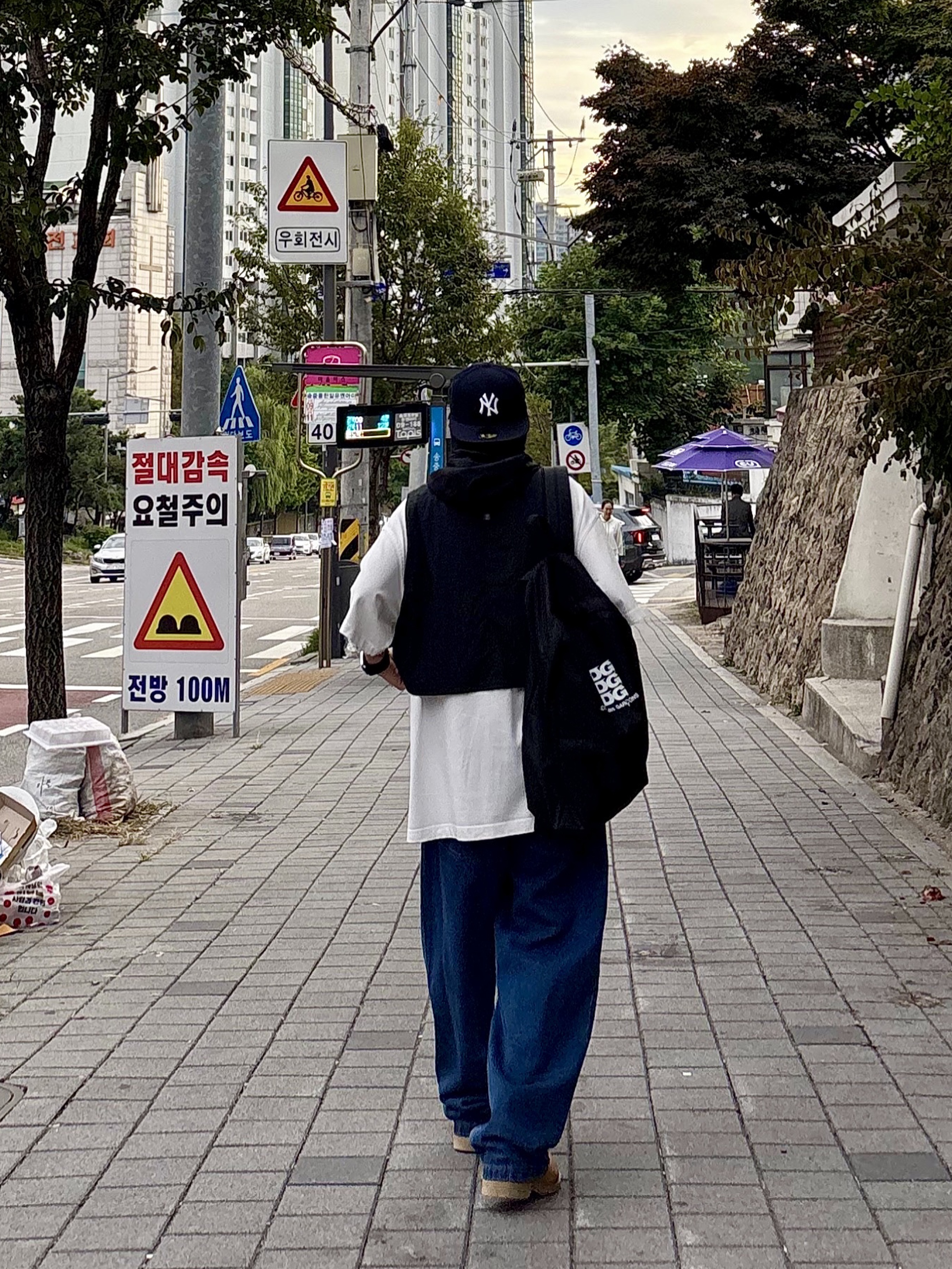 CDG Backpack Black, Timberland Premium 6 inch Waterproof Boot Wheat Nubuck - Wide 착용 스타일 - 3