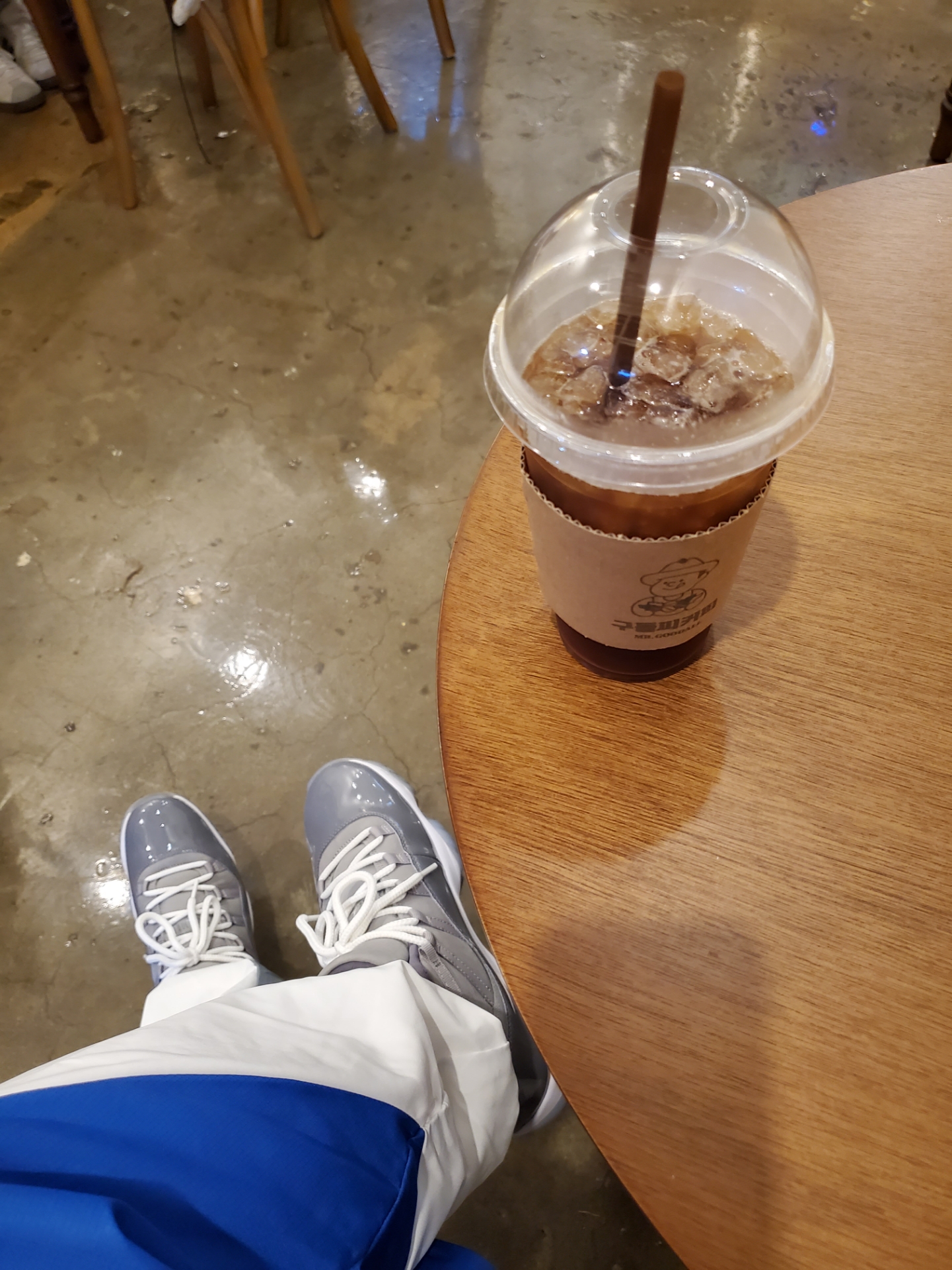 Jordan 11 Retro Cool Grey 2021 착용 스타일 - 2