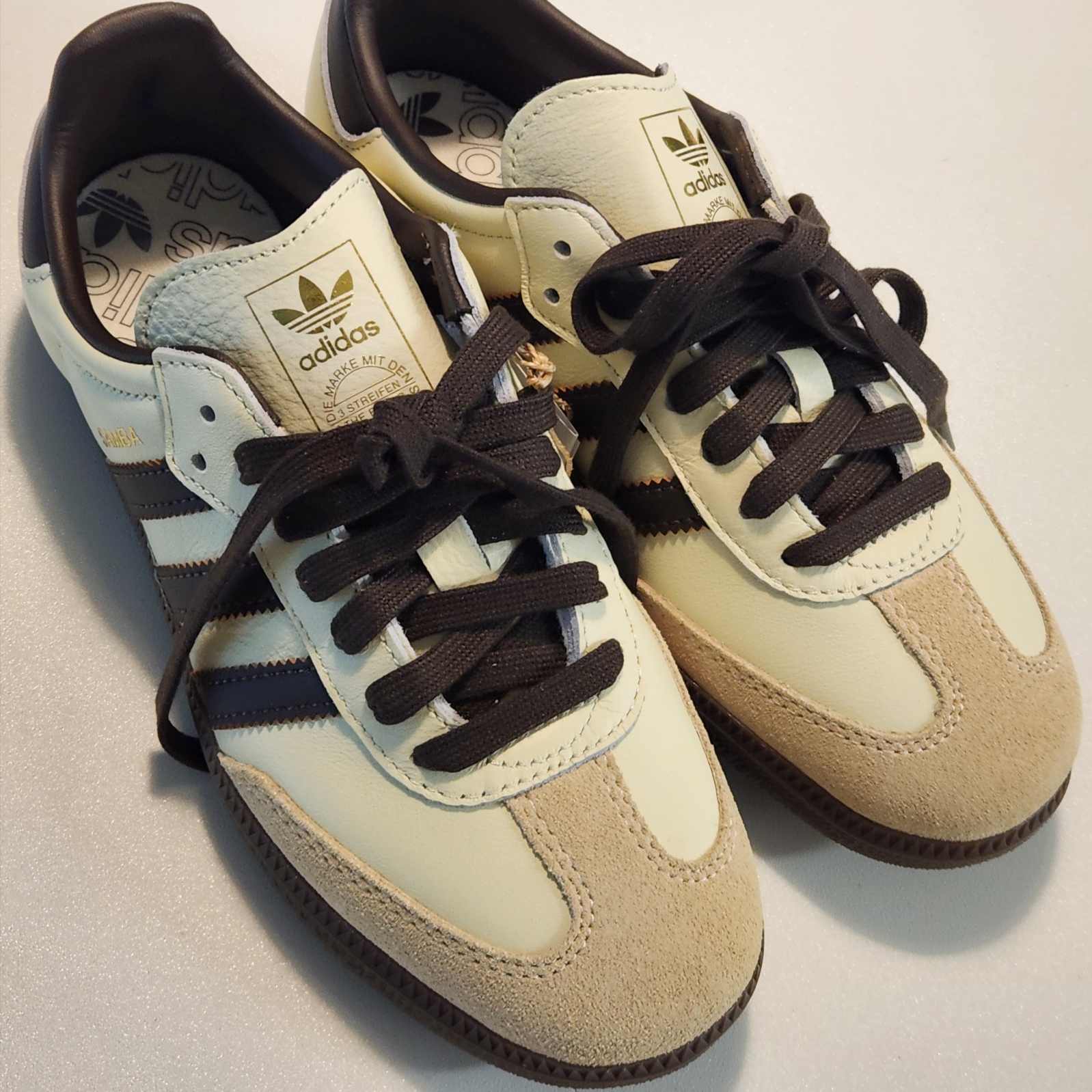 Adidas Samba OG Cream White Dark Brown 착용 스타일