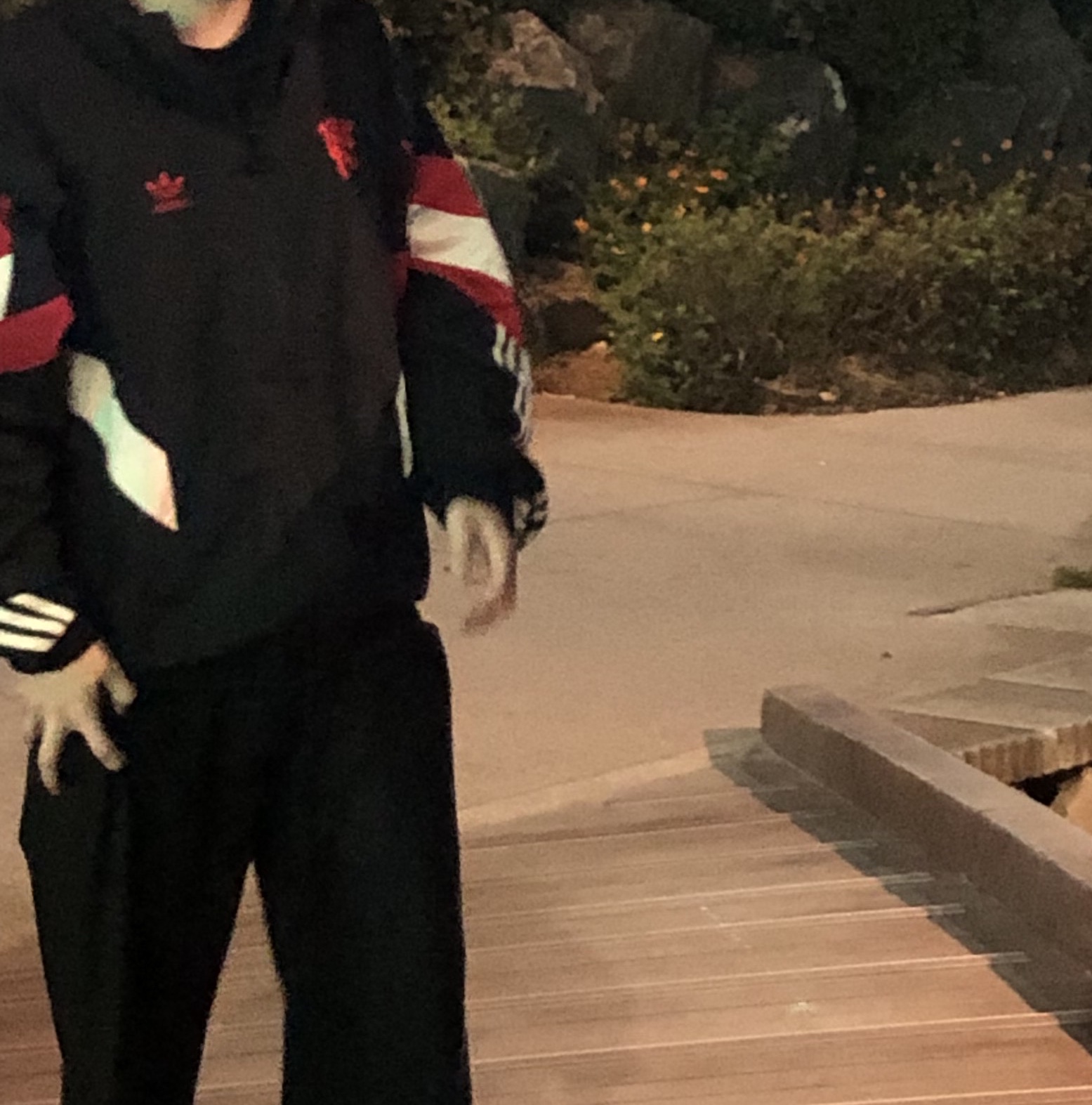 Adidas Manchester United Originals Track Top Black Red - KR Sizing 착용 스타일