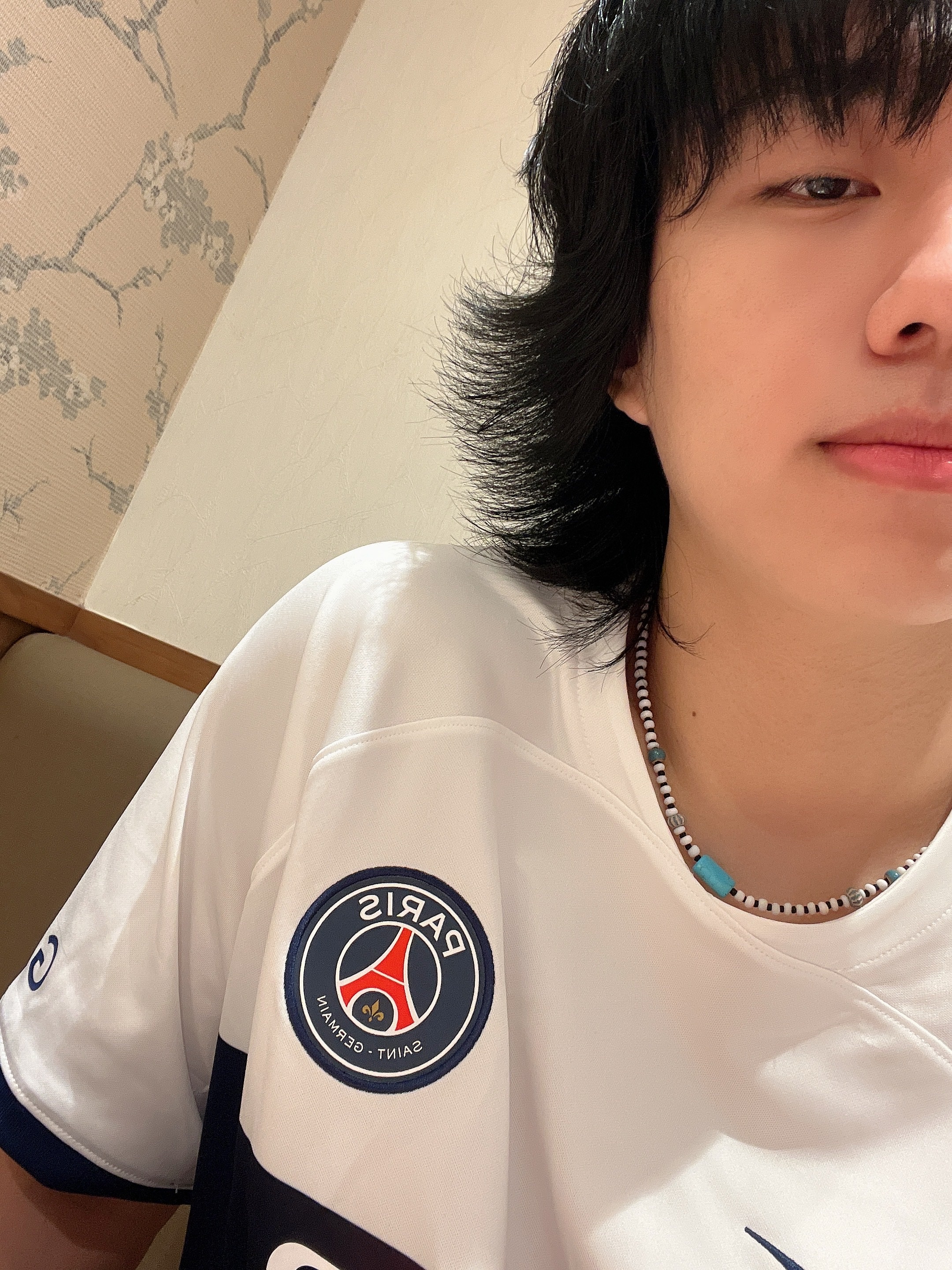 Nike Paris Saint-Germain 2023/24 Dri-Fit Stadium Away Jersey White Midnight Navy (Non Marking Ver.) 착용 스타일