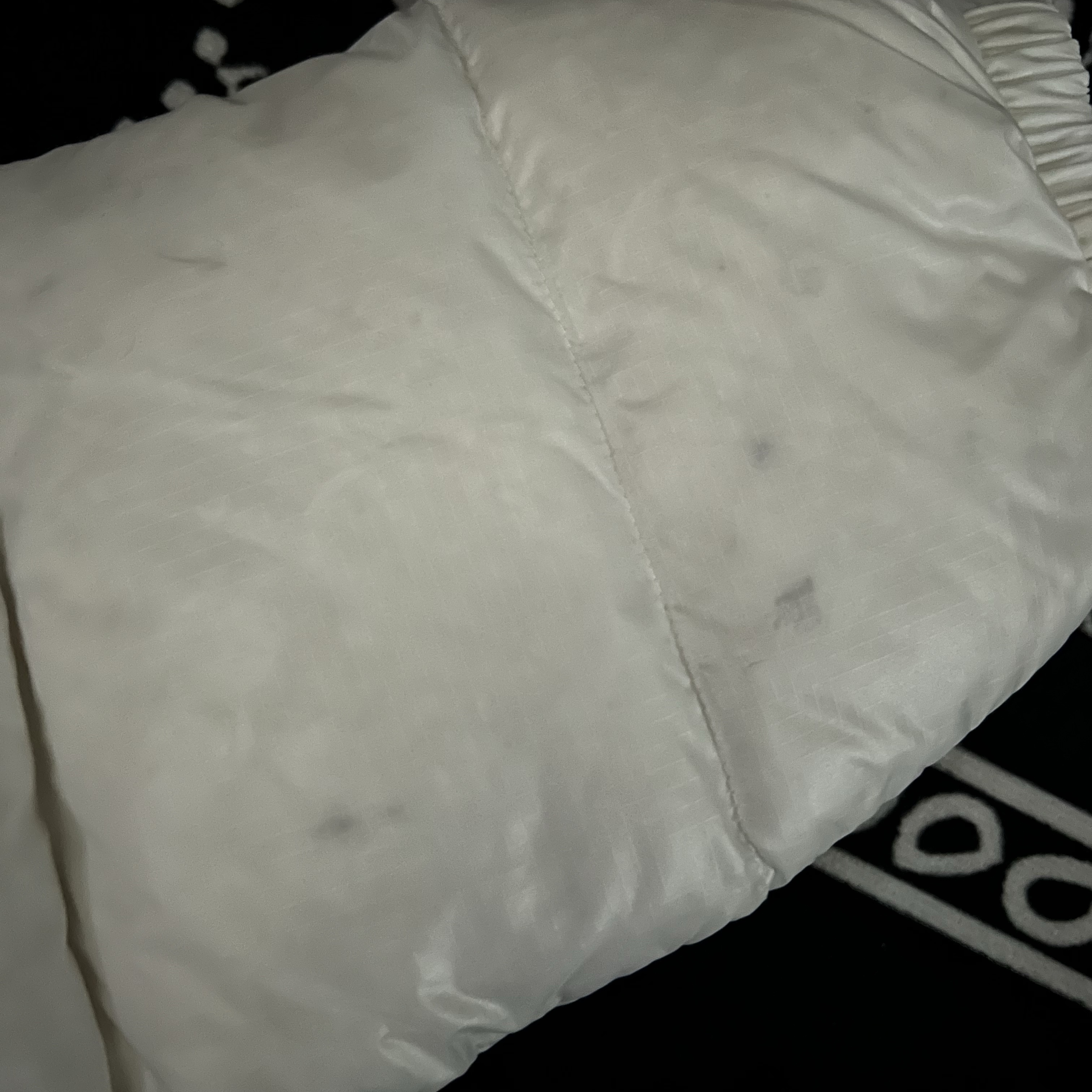 (W) The North Face White Label Nuptse Short Jacket White 착용 스타일 - 1