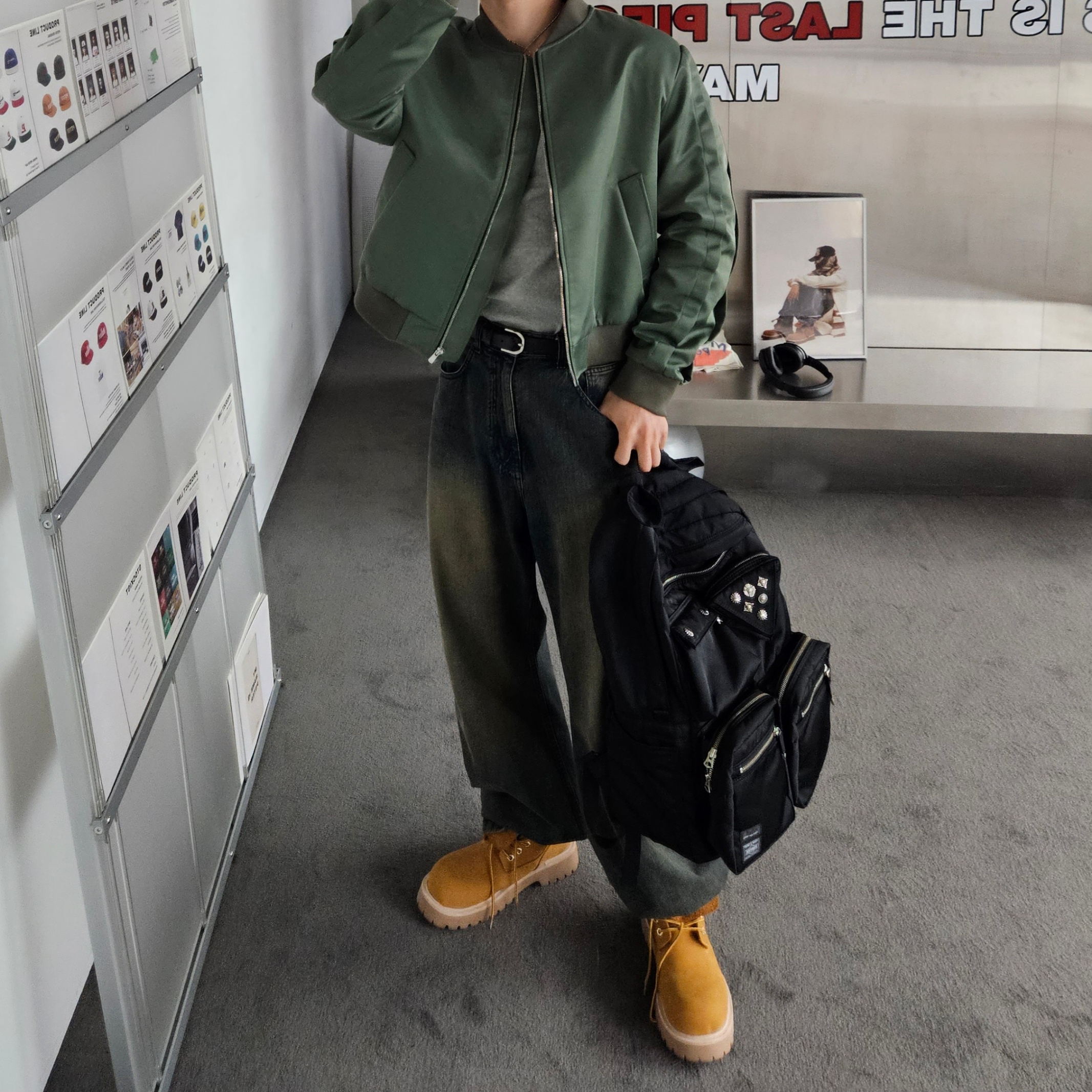 Porter x Toga Backpack Black 착용 스타일 - 2