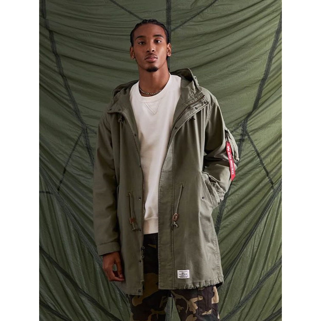 ALPHA INDUSTRIES N-3B Parka Sage 착용 스타일 - 4
