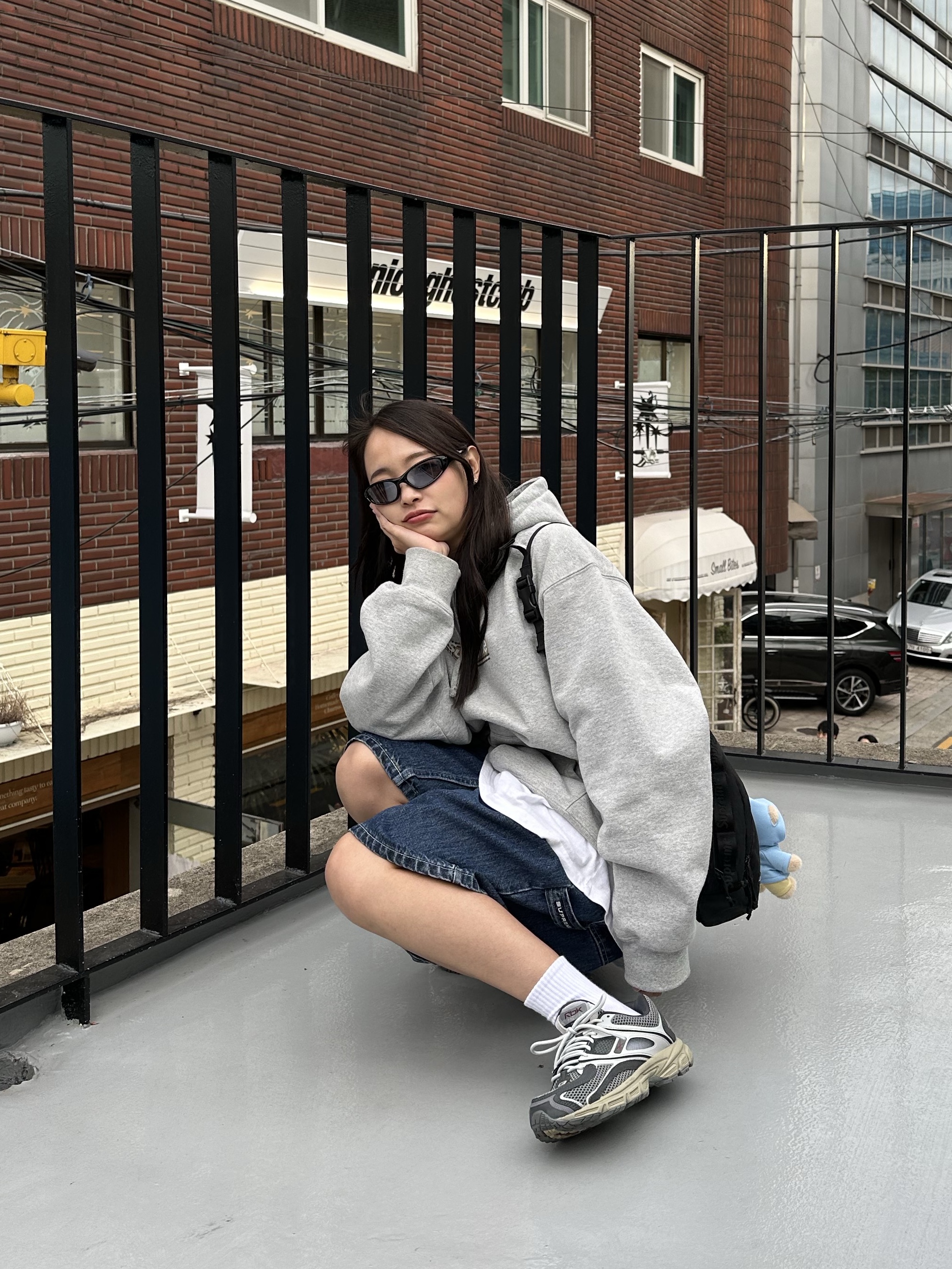 Reebok Trinity KFS Navy, Supreme x Burberry Box Logo Hooded Sweatshirt Heather Grey - 22SS 착용 스타일 - 4