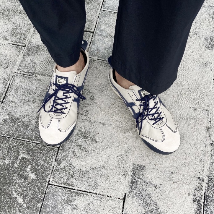 Onitsuka Tiger Mexico 66 SD PF Birch Peacoat 착용 스타일