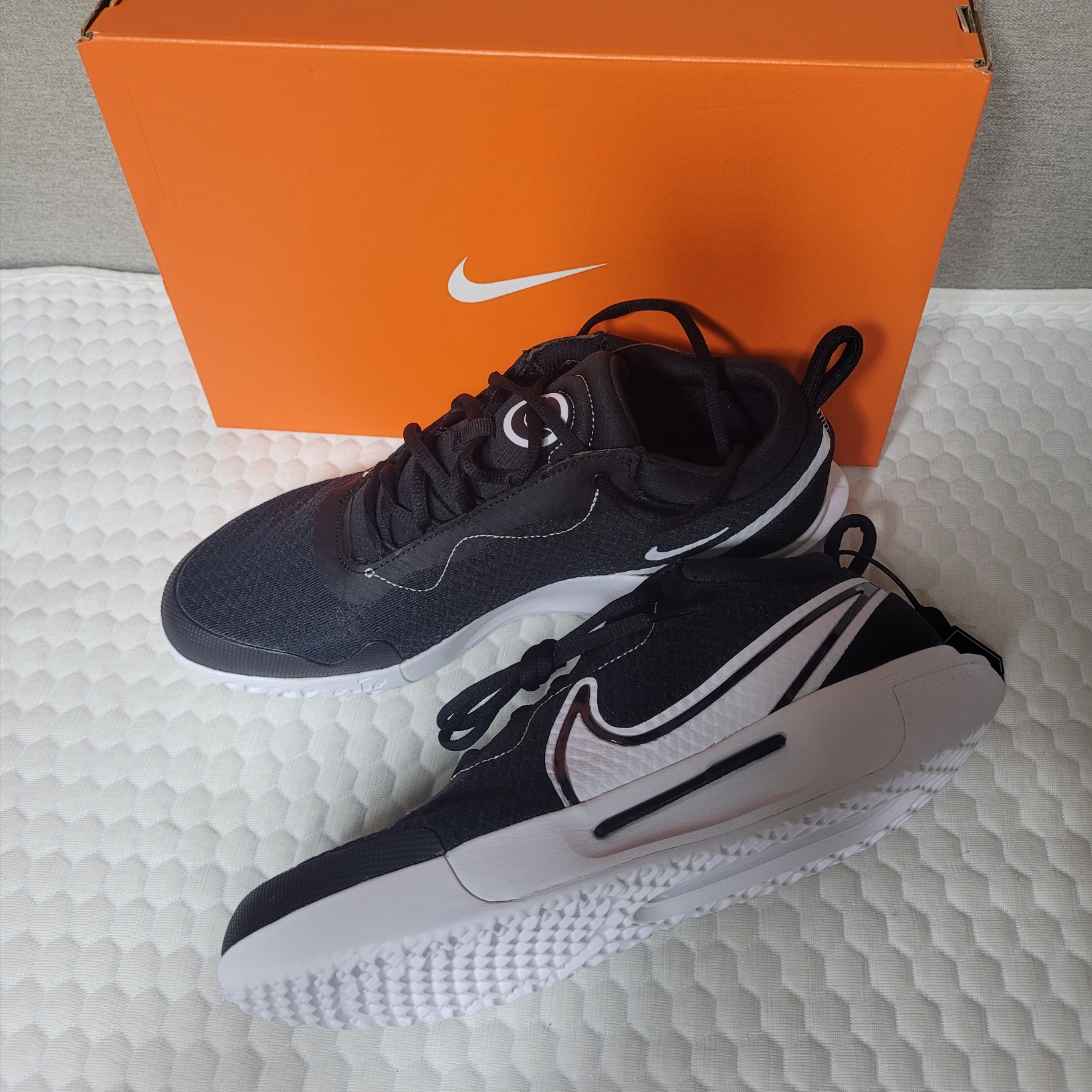 Nike Court Zoom Pro Black White 착용 스타일