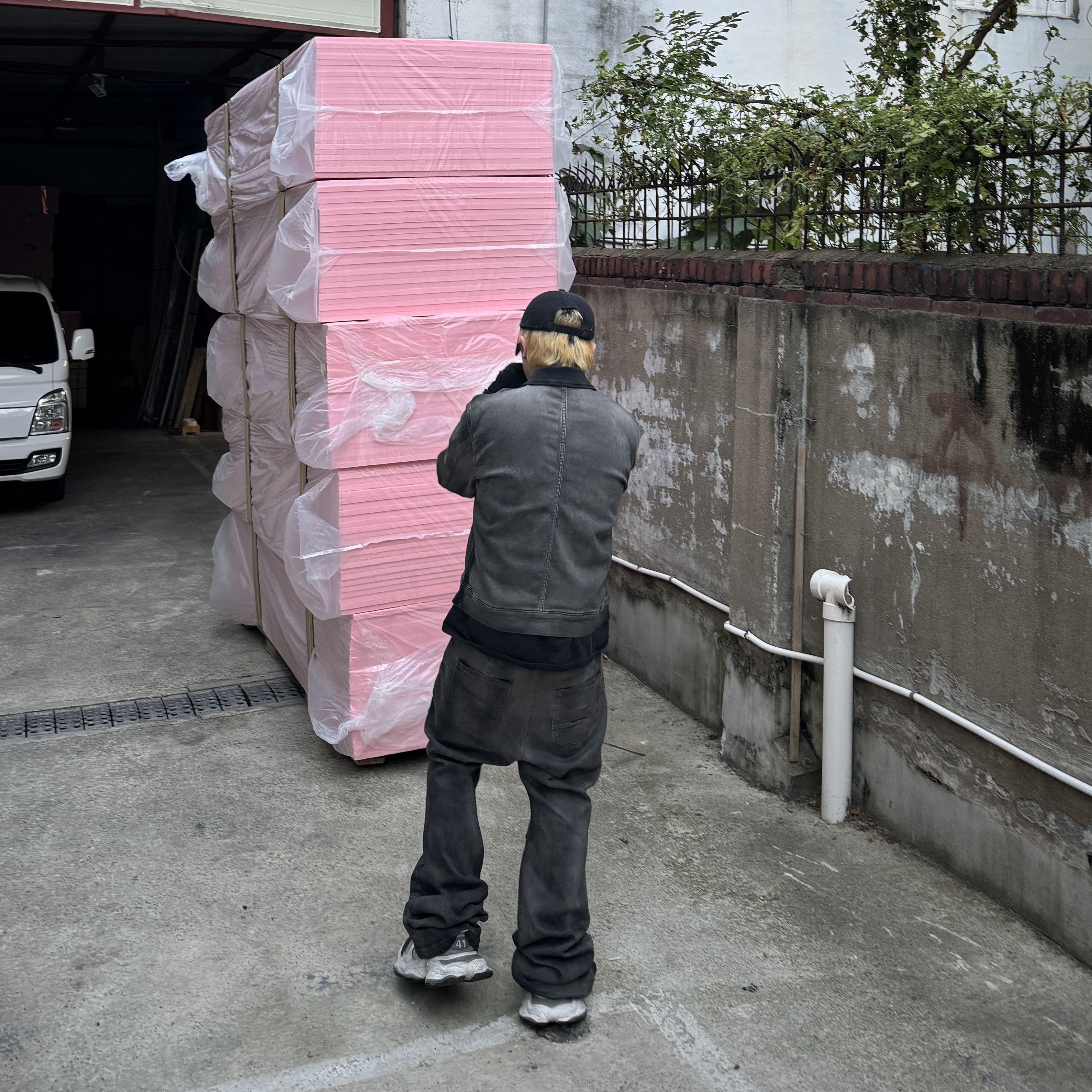 VENDORS Full DU$K Flared Pants Gray, VENDORS Full DU$K Drizeler Jacket Gray 착용 스타일 - 1