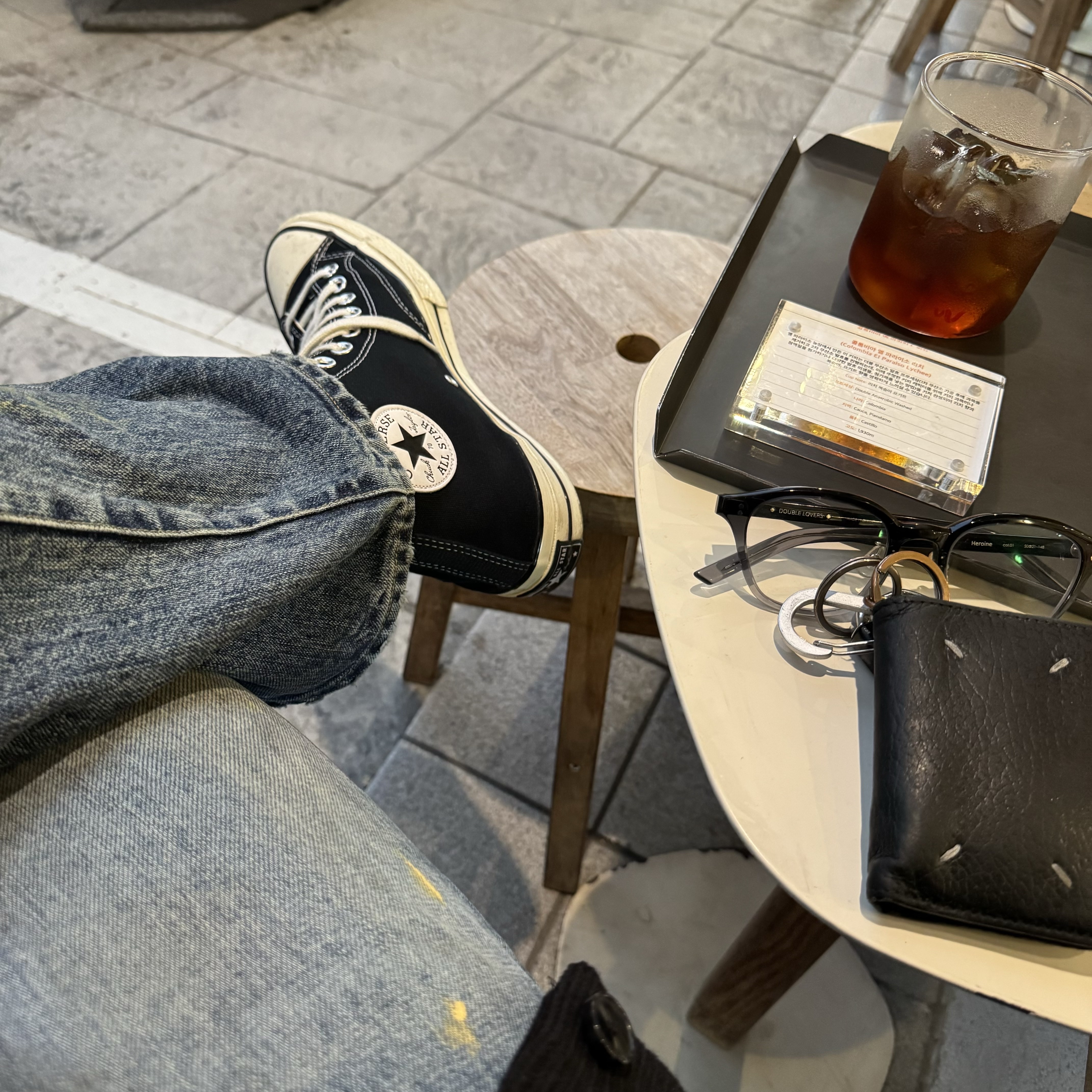 Converse Chuck 70 Hi Black, Maison Margiela Keyring Wallet Black 착용 스타일