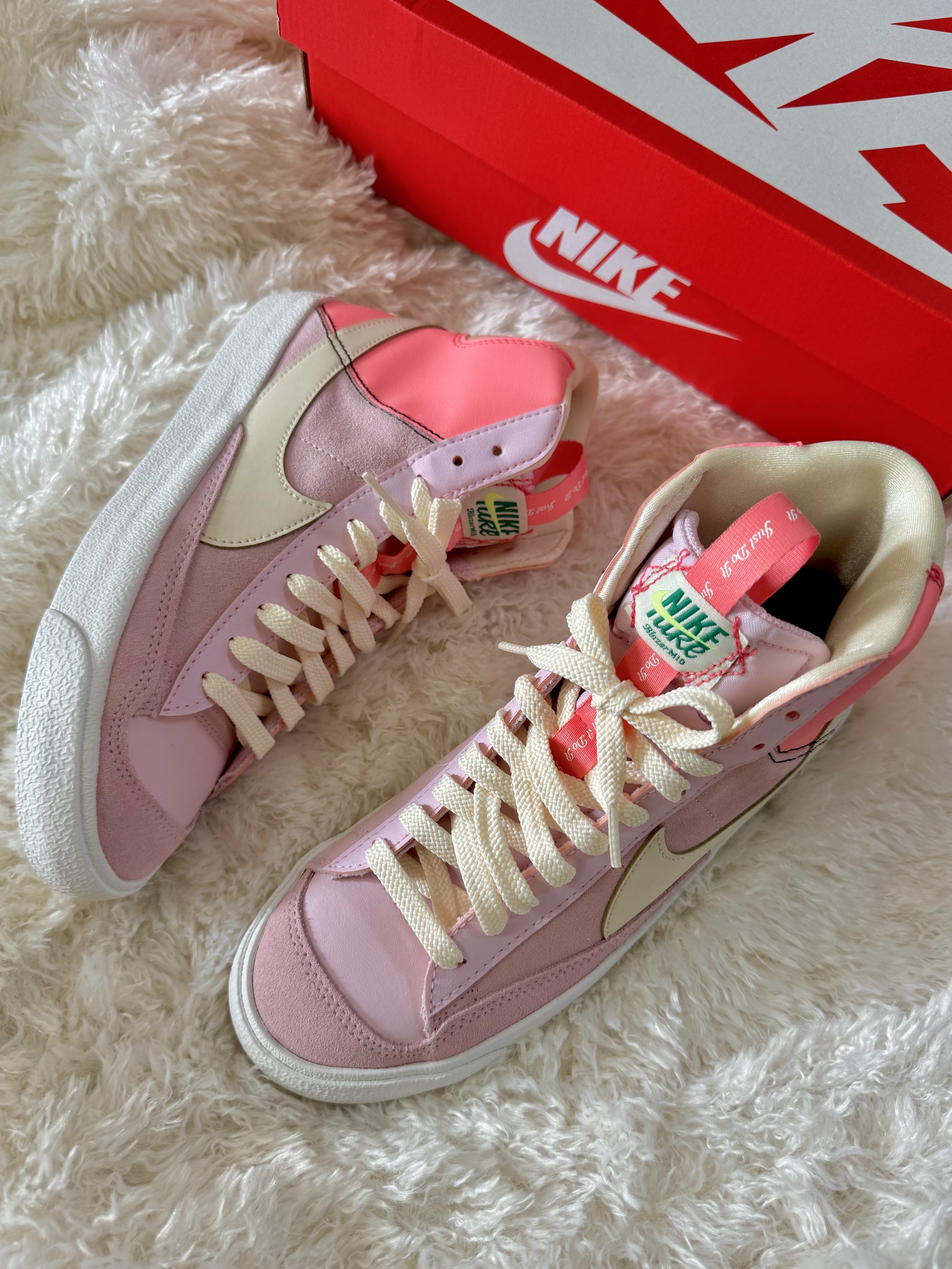 (GS) Nike Blazer Mid '77 SE D Pink Foam Coconut Milk 착용 스타일 - 1