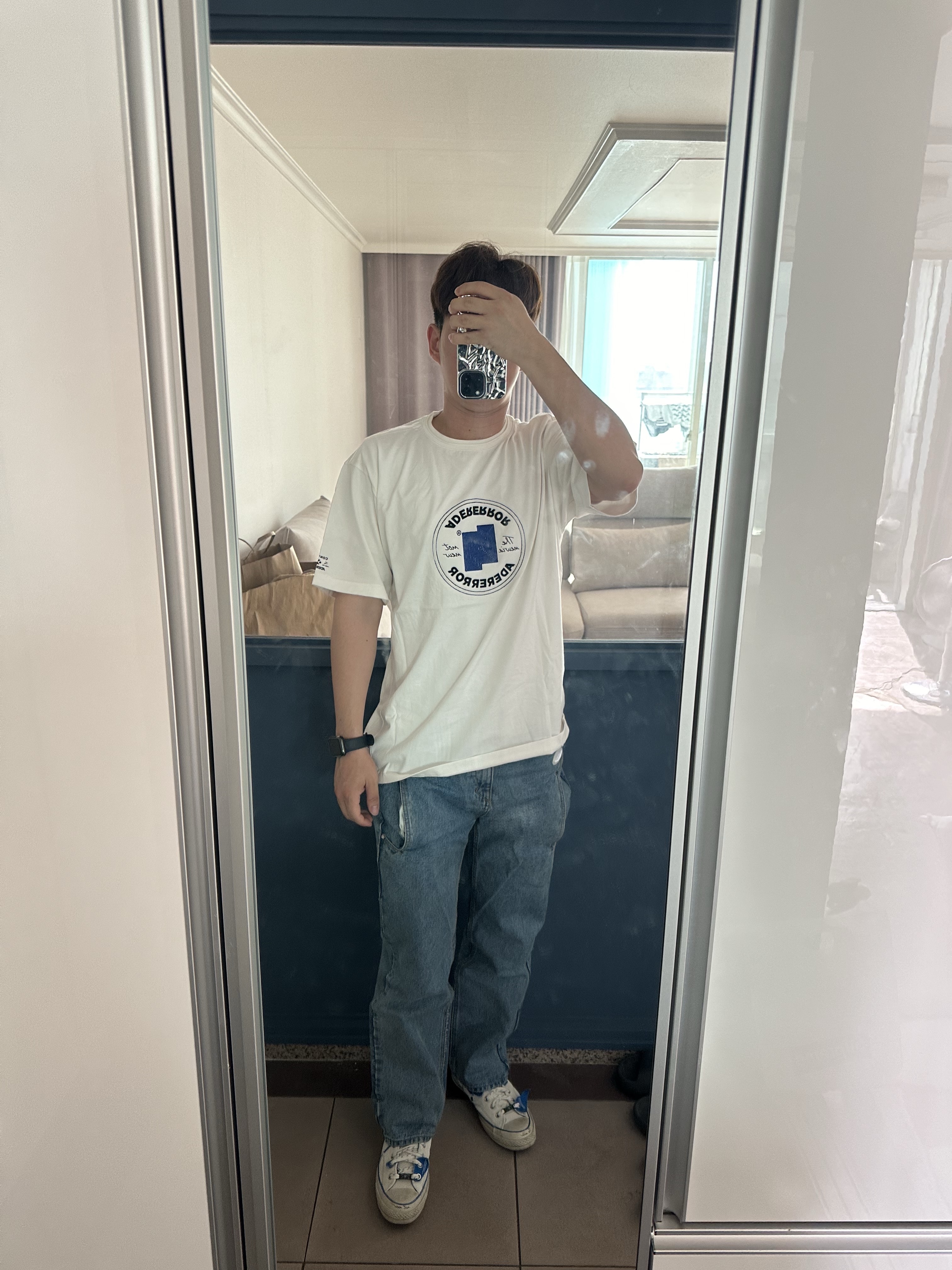 Converse x Ader Error Chuck 70 High White, Converse x Ader Error Shapes T-Shirt Cloud Dancer 착용 스타일