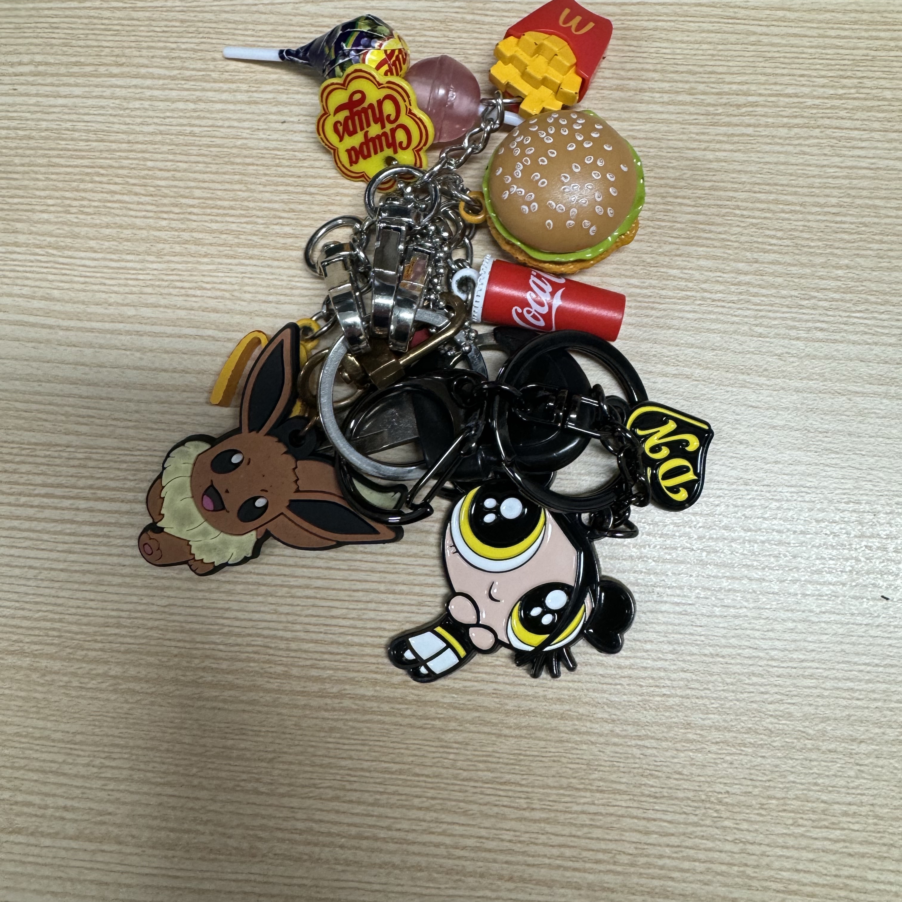 NewJeans x The Powerpuff Girls Metal Keyring Danielle 착용 스타일