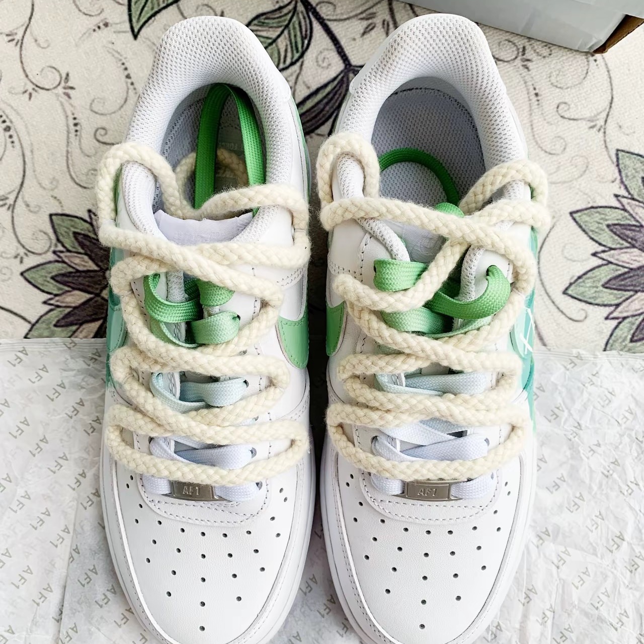 Nike Air Force 1 '07 Low White 착용 스타일 - 1