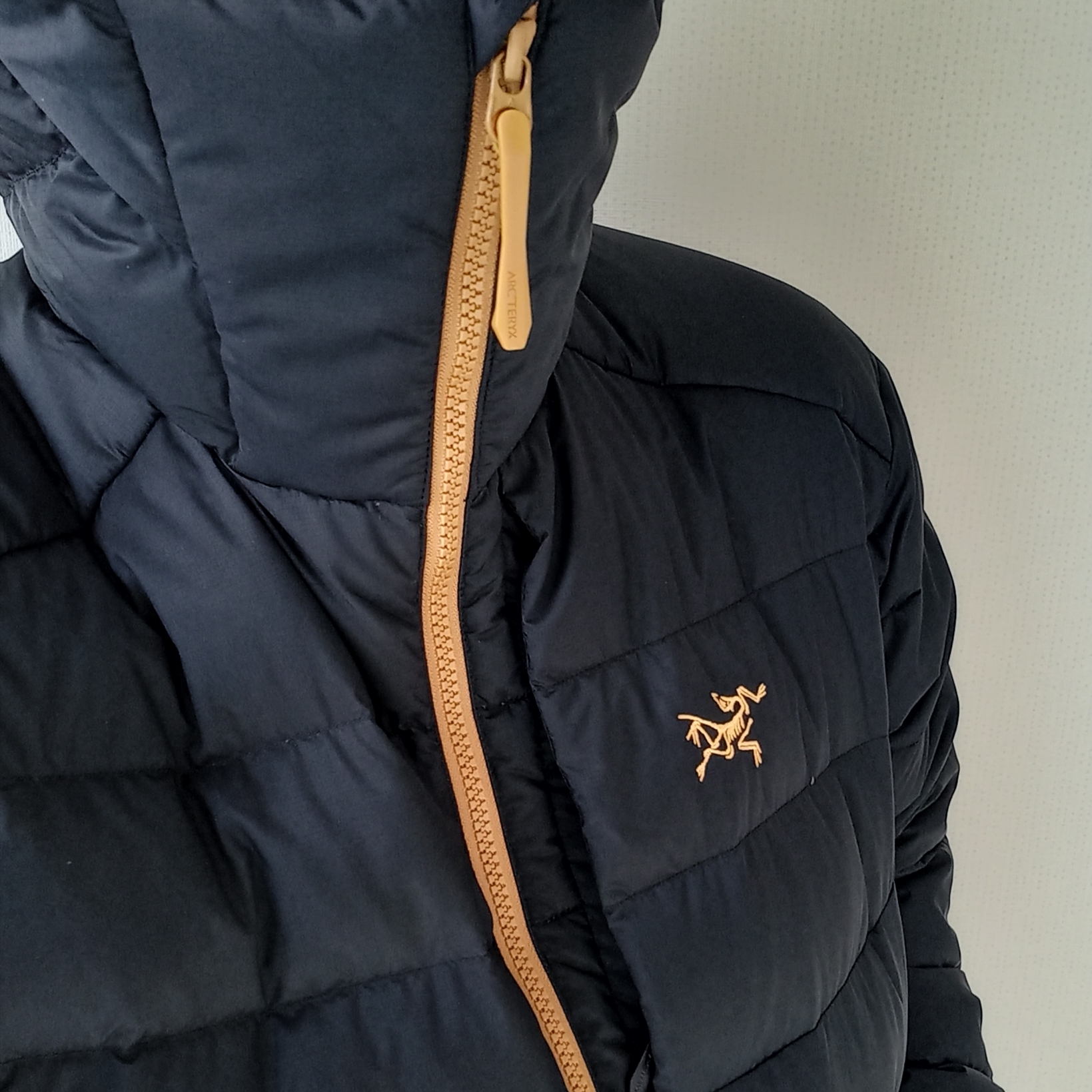 Arc'teryx Thorium Hoody Dark Magic 착용 스타일 - 4