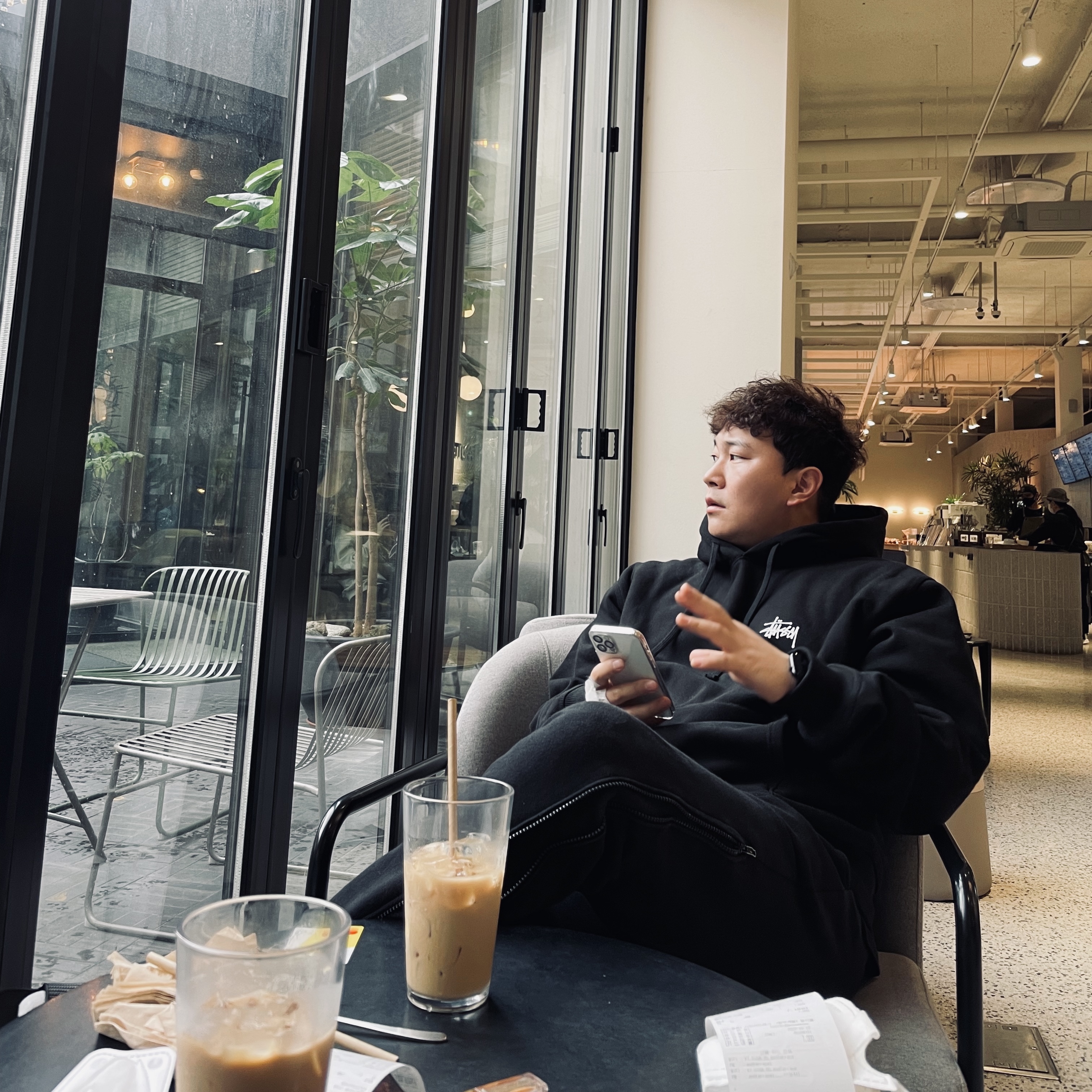 Stussy Basic Stussy Hoodie Black 2022 착용 스타일