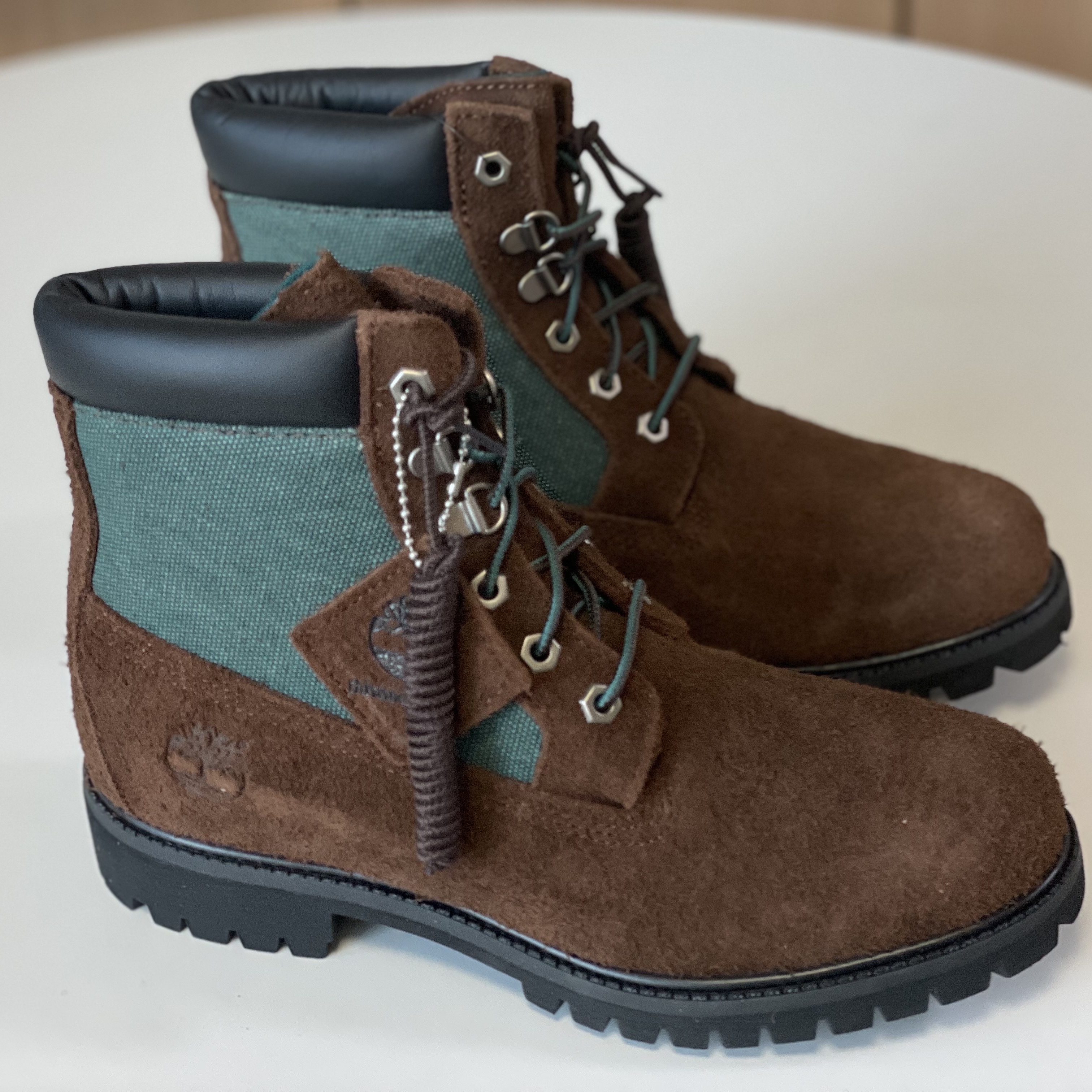 Timberland x Thisisneverthat 6 inch Boot Brown - Wide 착용 스타일 - 2