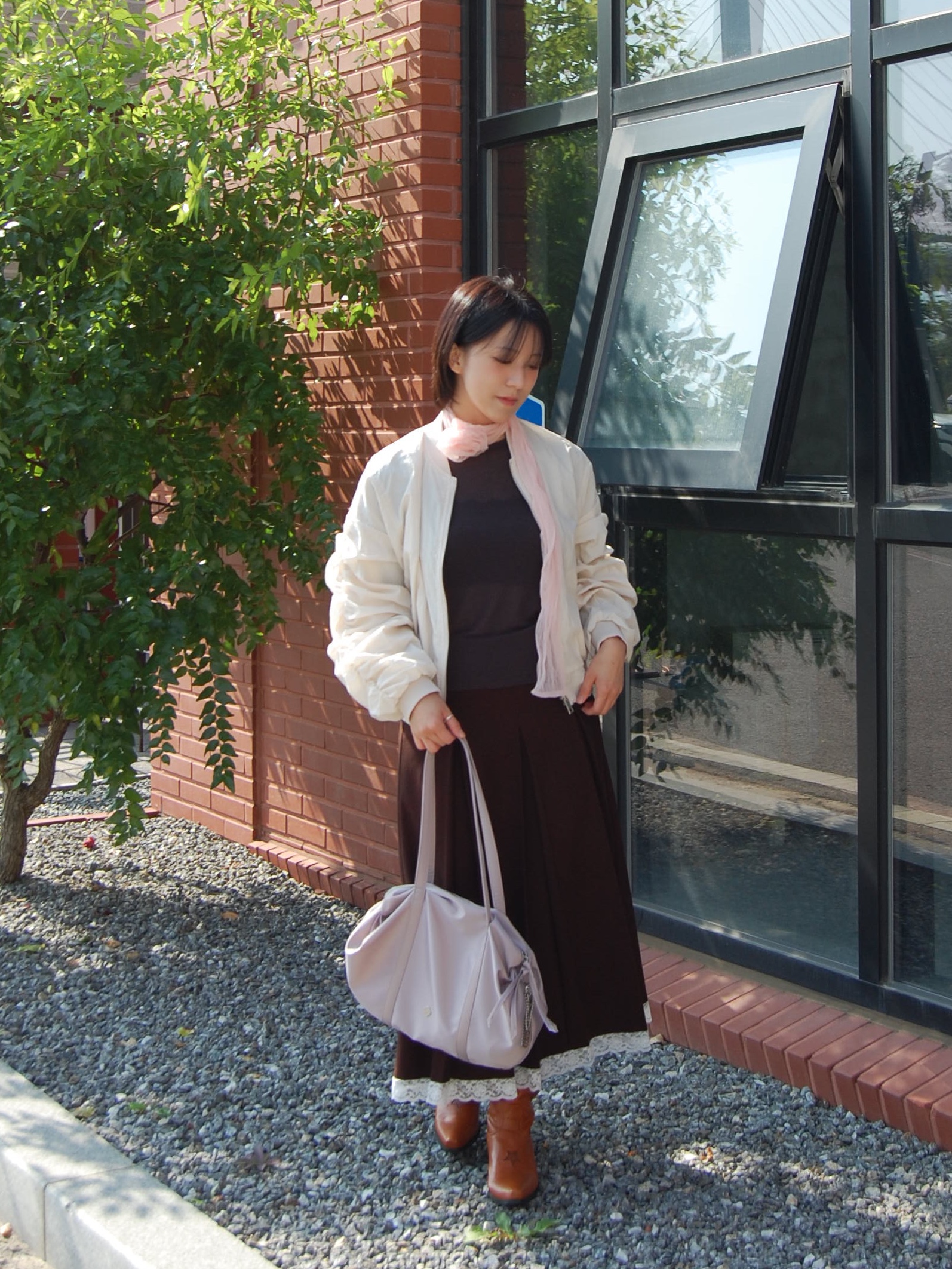 [예약배송] Heeari Women Aurora Shirring Bag Lilac 착용 스타일