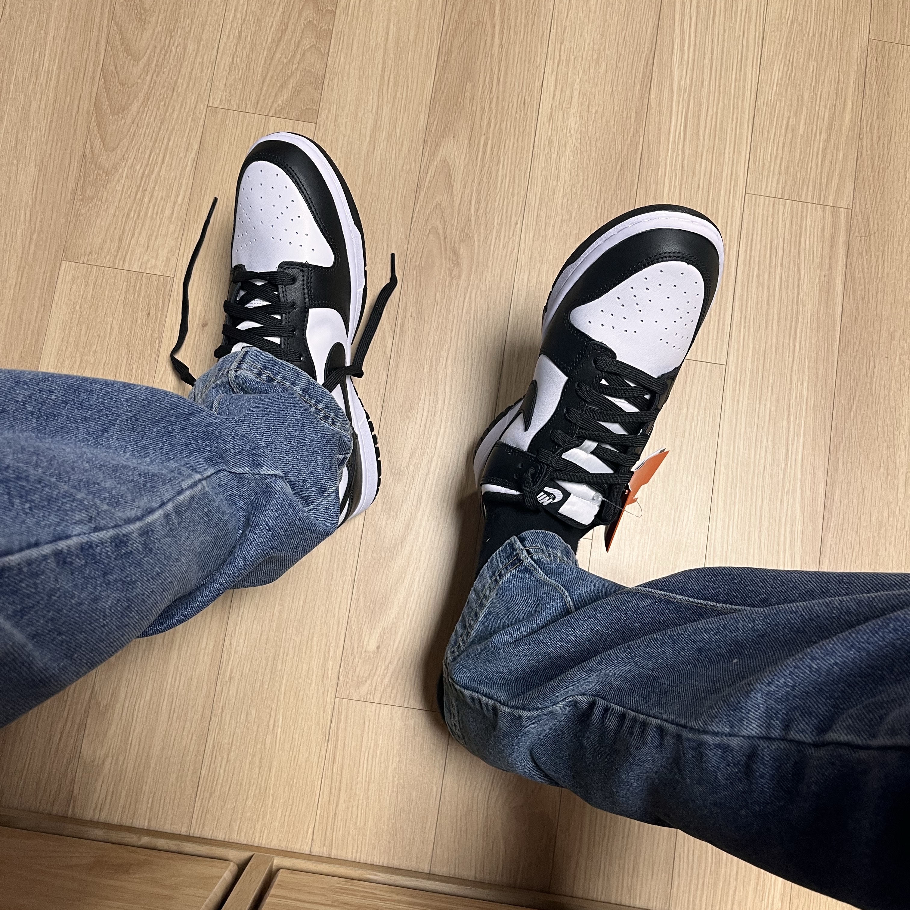 Nike Dunk Low Retro Black 착용 스타일