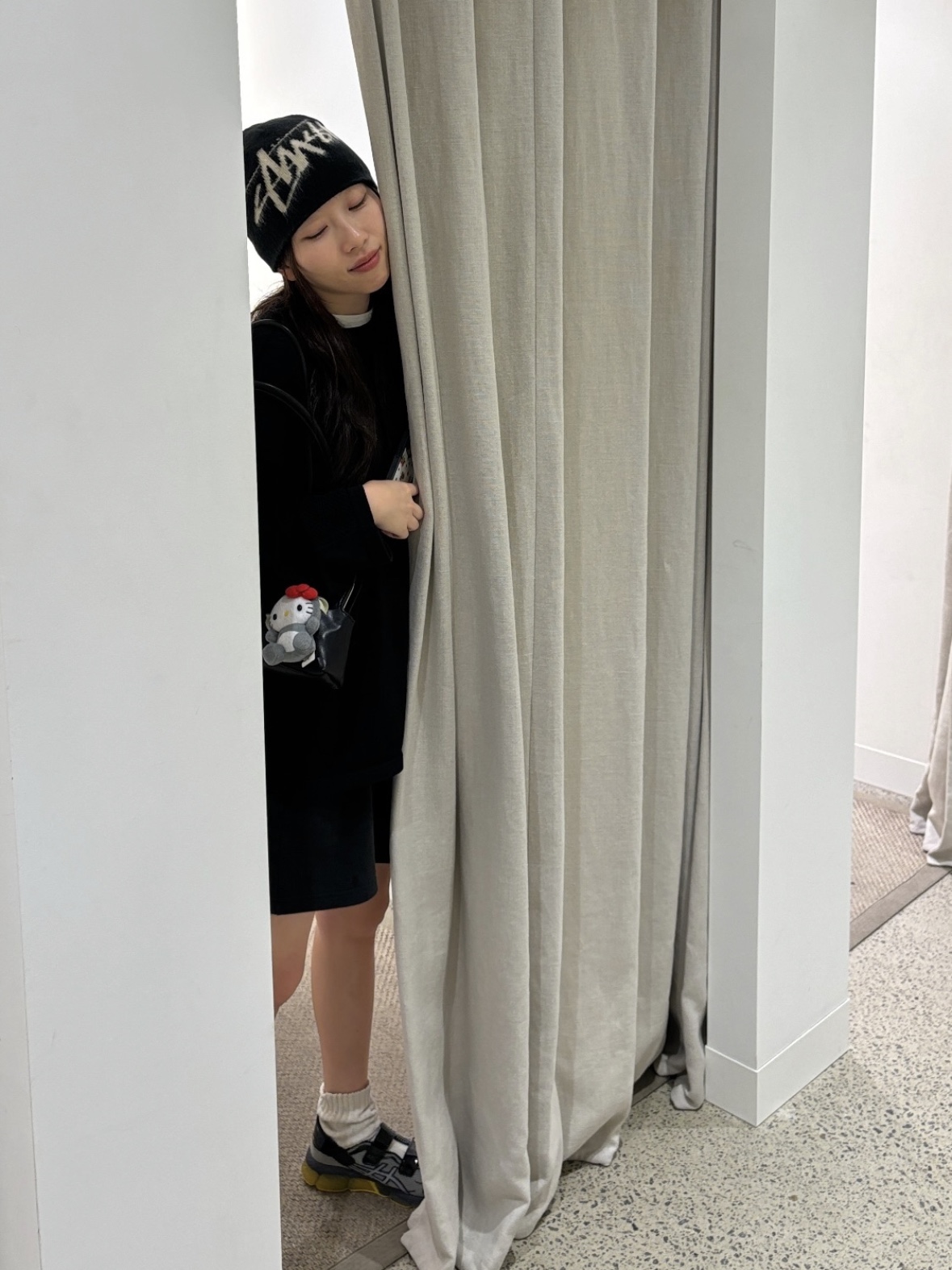 Stussy Brushed Out Stock Skullcap Beanie Black 착용 스타일