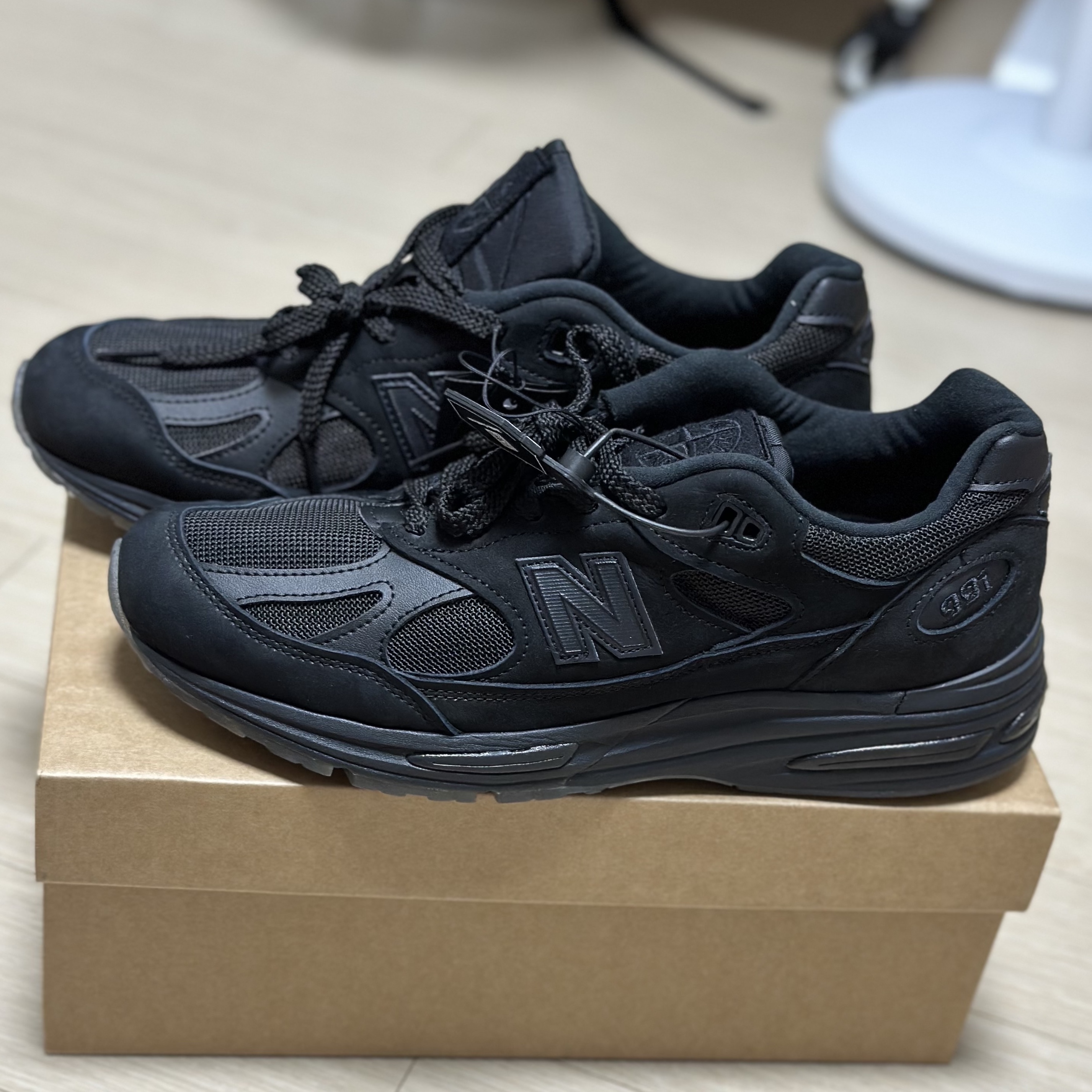 New Balance x Stone Island 991v2 Made in UK Black 착용 스타일 - 2