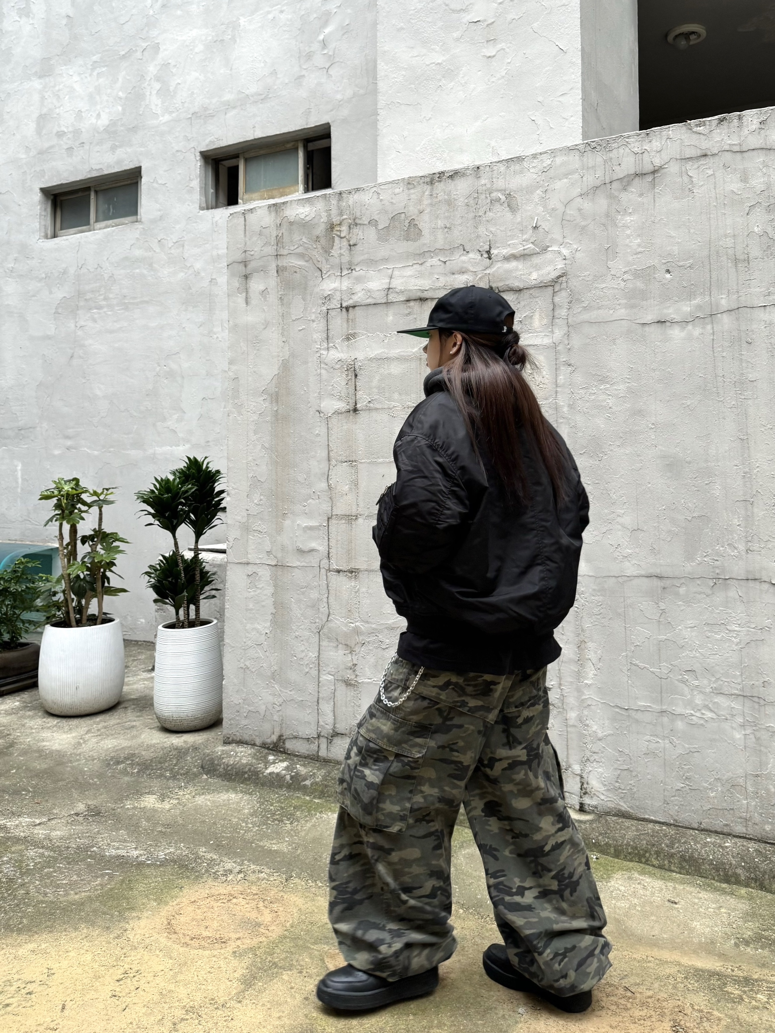 Nike x Ambush Air Force 1 Low SP Black, Stussy Basic Strapback Cap Black 착용 스타일 - 3