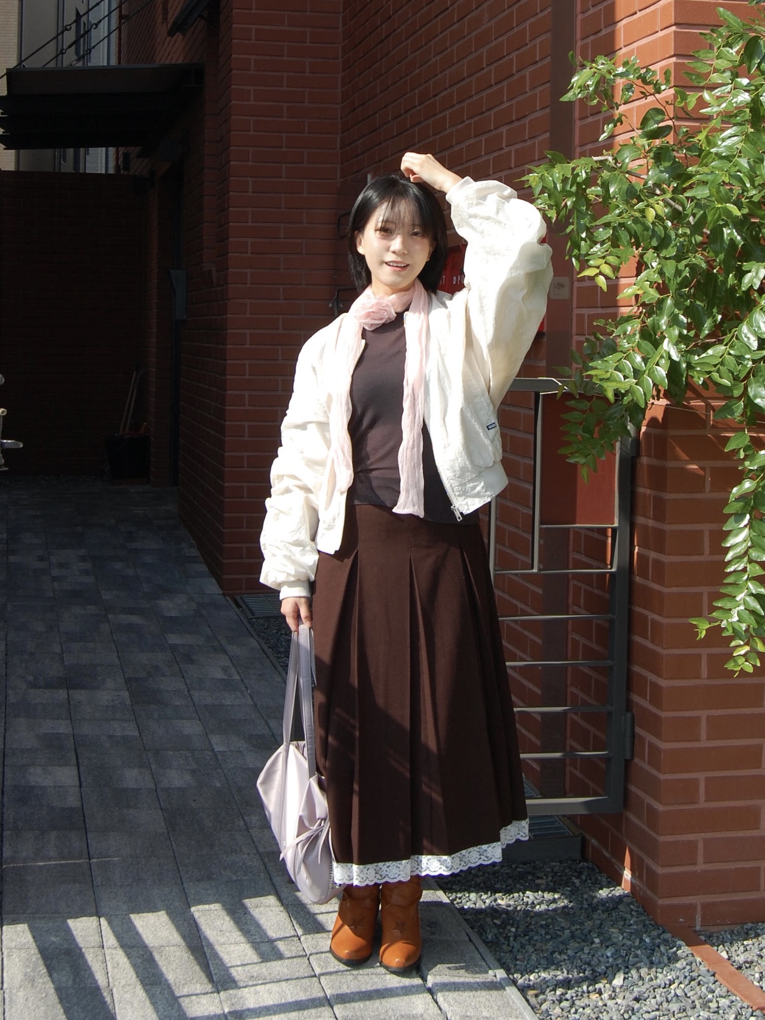 [예약배송] Heeari Women Aurora Shirring Bag Lilac 착용 스타일
