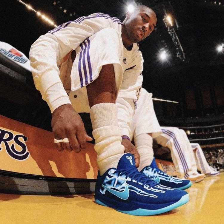 Nike Kobe 5 Protro Deep Royal Blue 착용 스타일
