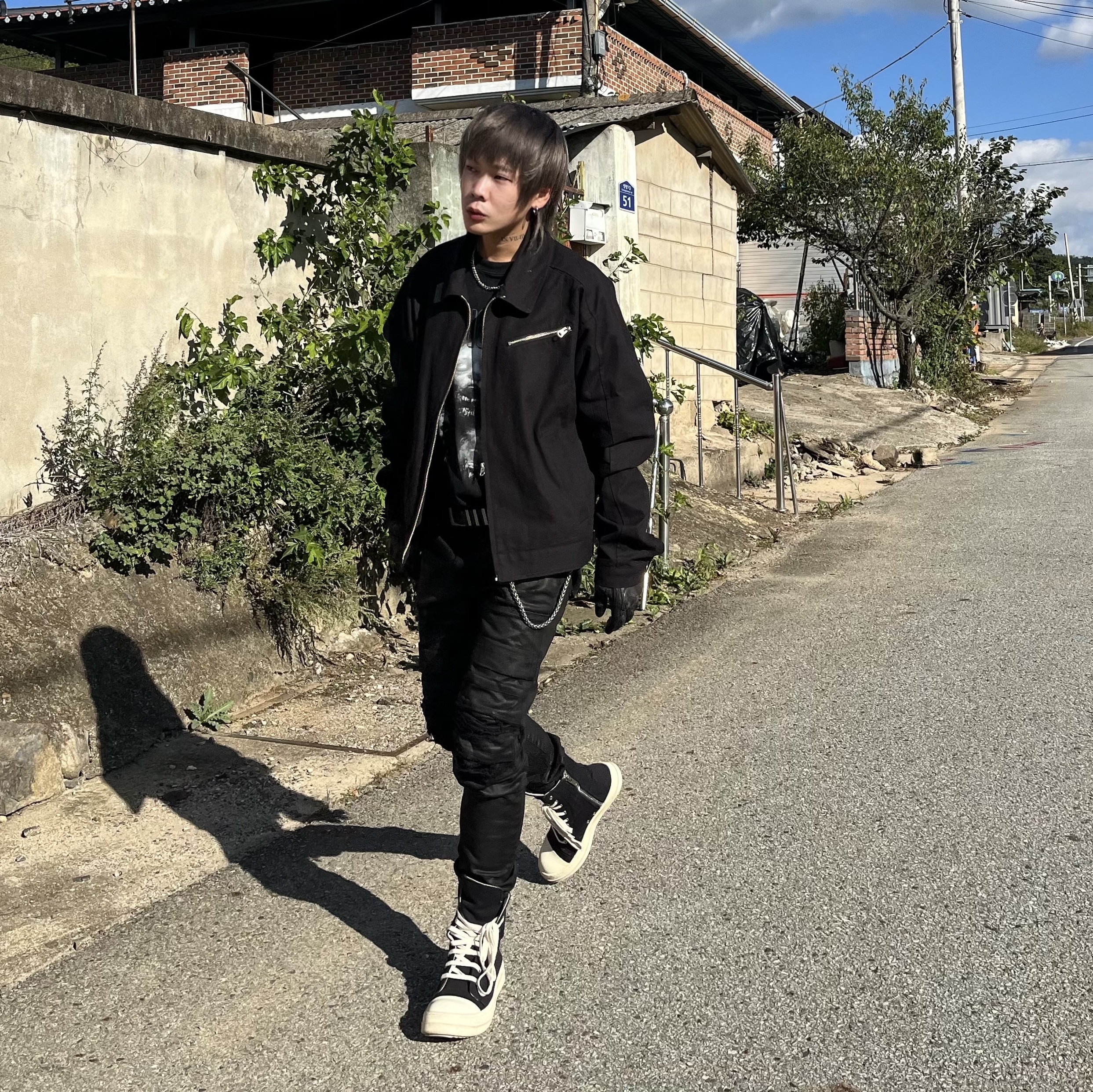 Rick Owens Drkshdw Calf Leather Penta Sneakers Black Milk White, Permanent Archive Straight Work Jacket Black 착용 스타일 - 2