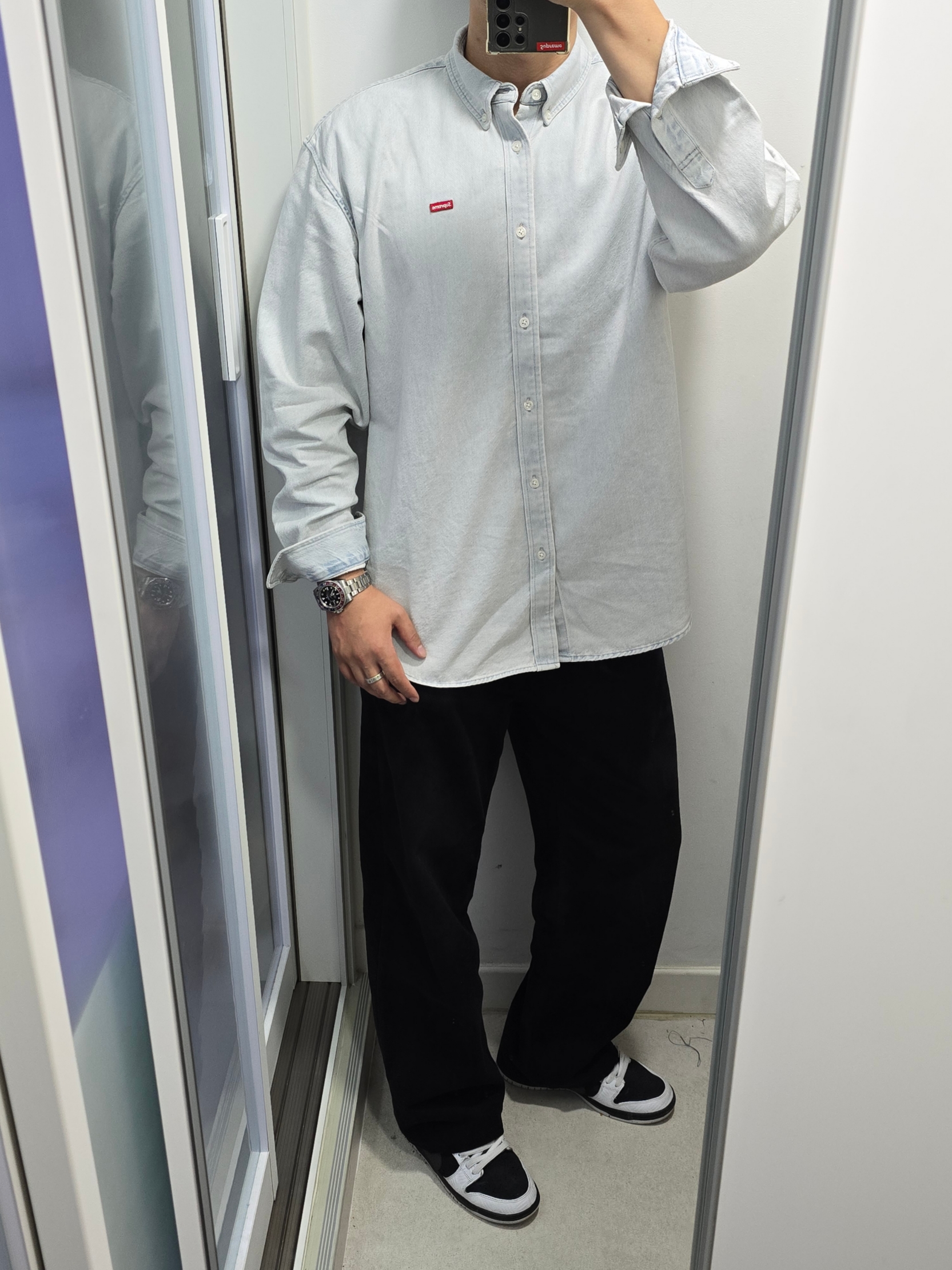 Nike x Tightbooth SB Dunk Low Pro Black and White, Supreme Small Box Shirt Washed Denim - 24FW 착용 스타일