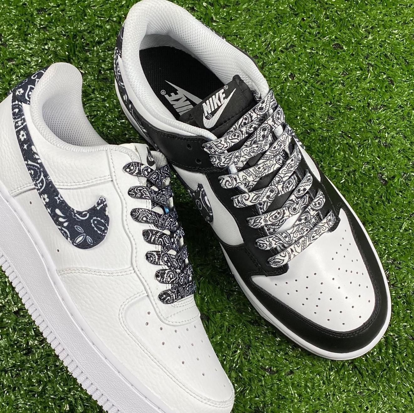 (W) Nike Dunk Low Essential Black Paisley 착용 스타일 - 1