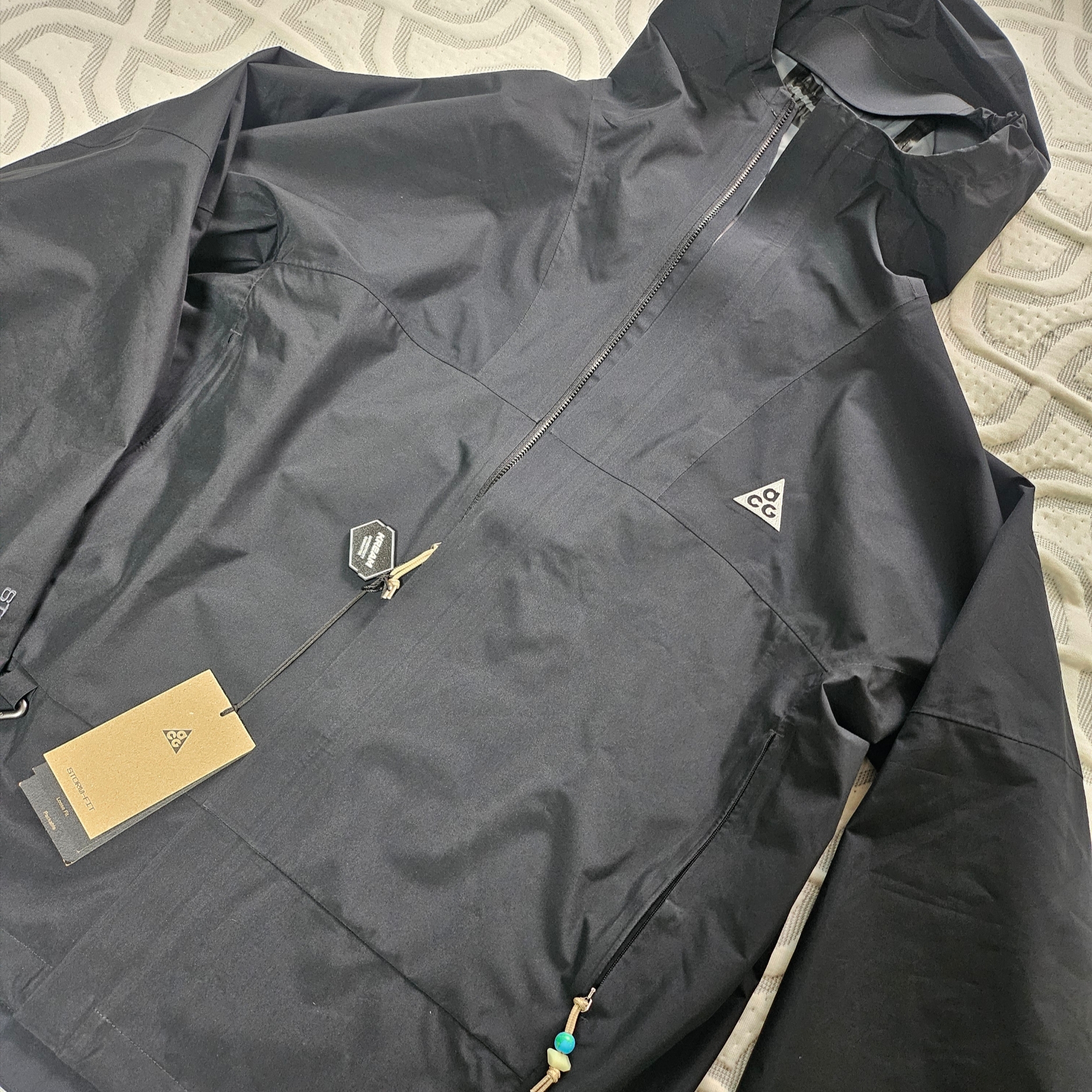 Nike ACG Storm-Fit ADV Cascade Rains Full Zip Jacket Black - Asia 착용 스타일